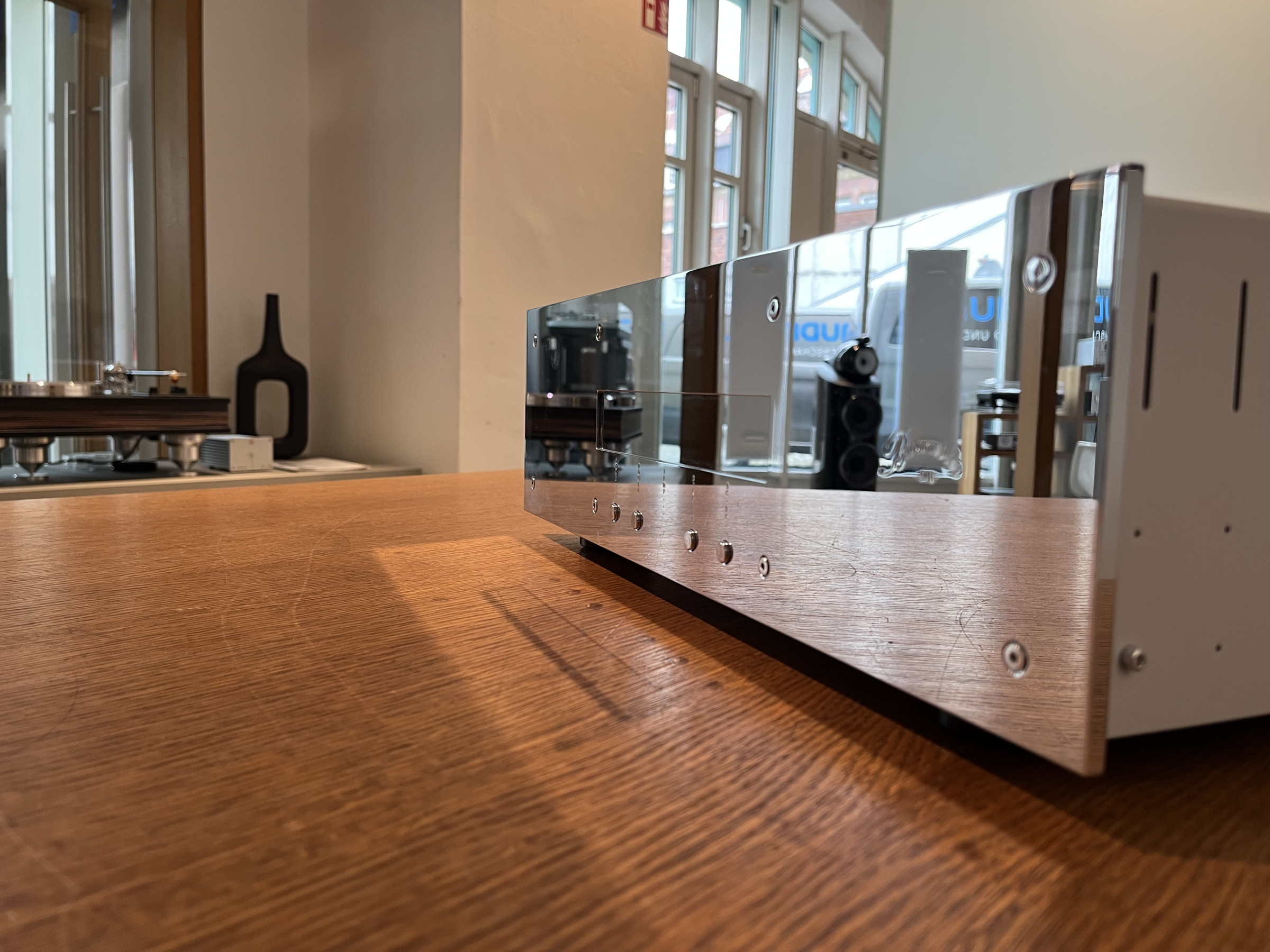 Auditorium Burmester 948 Power Conditioner silber / chrom 217560 - 2