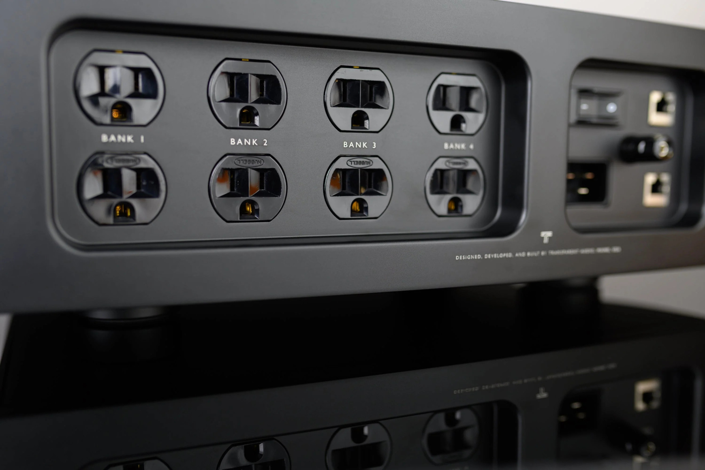 Auditorium Transparent Cable Reference PowerIsolator inkl. Reference Power Cord 2,0m 281079 - 3