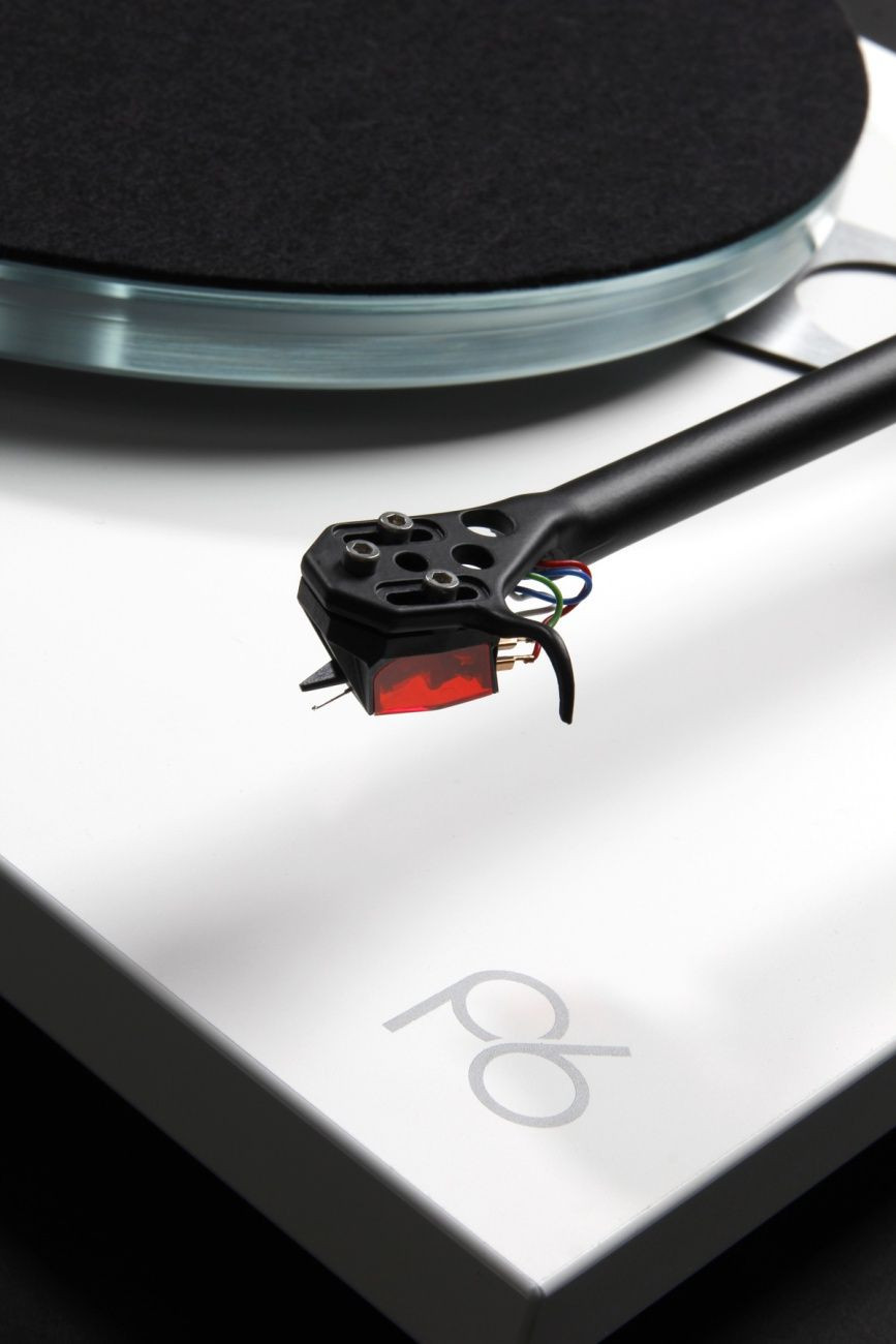 Auditorium Rega Planar 6 mit NEO PSU, Tonarm RB 330 & Tonabnehmer Ania 299685 - 7