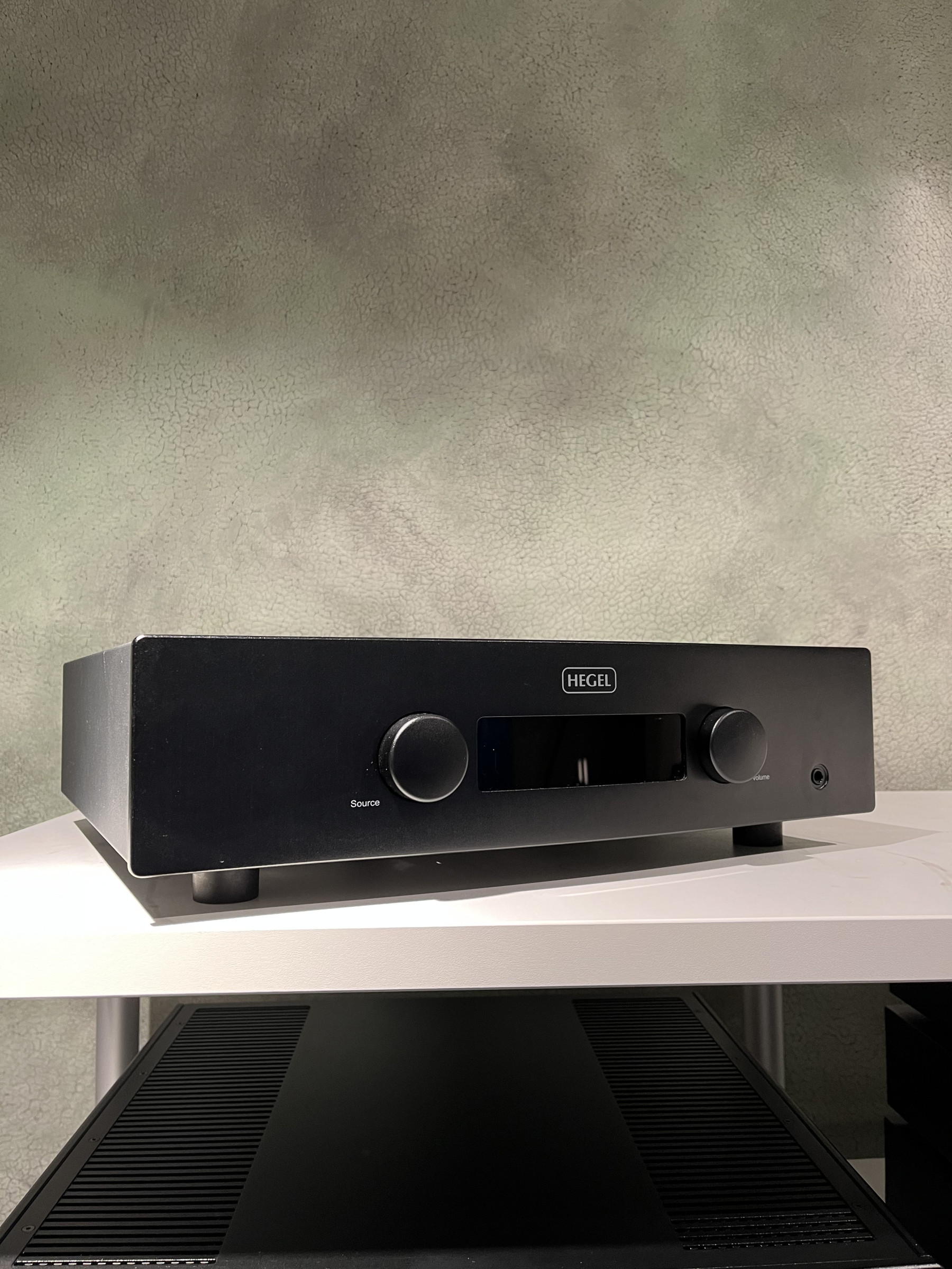Auditorium Hegel H190 Vollverstärker Schwarz Gebrauchtgerät 214560 - 2