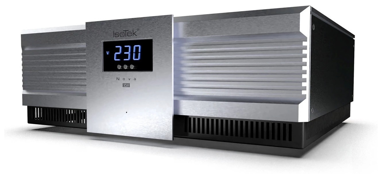 Auditorium Isotek EVO3 Nova 12-fach Netzfilter mit Premier Kabel 1,5m C19 297958 - 2