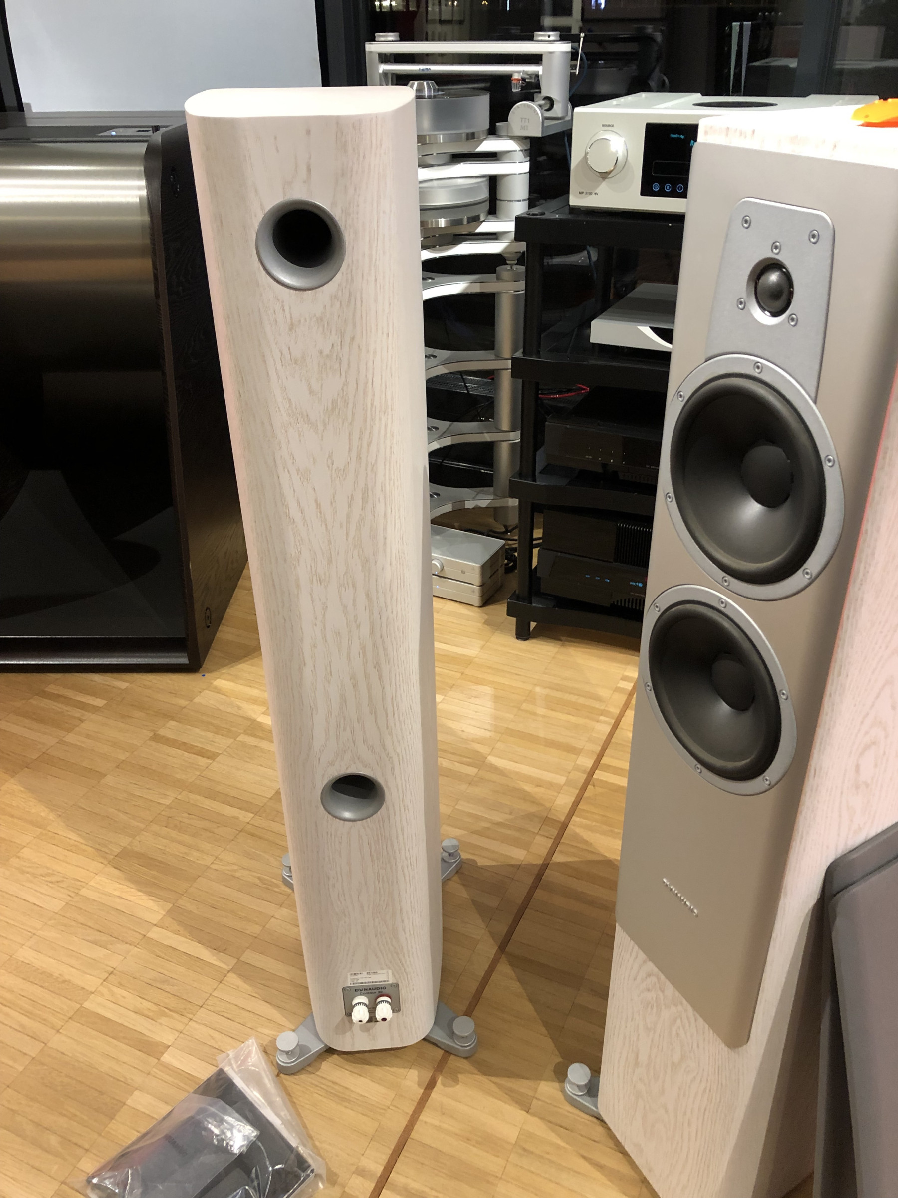 Auditorium Dynaudio Dynaudio Contour30 White Oak 297585 - 4