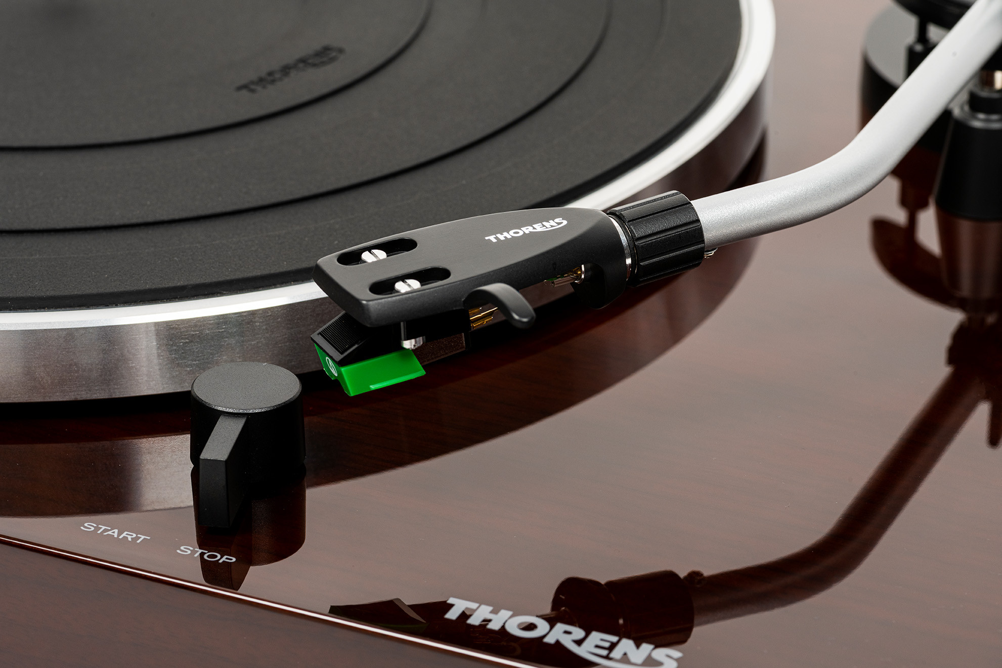 Auditorium Thorens TD 204 Plattenspieler mit Riemenantrieb 298381 - 11