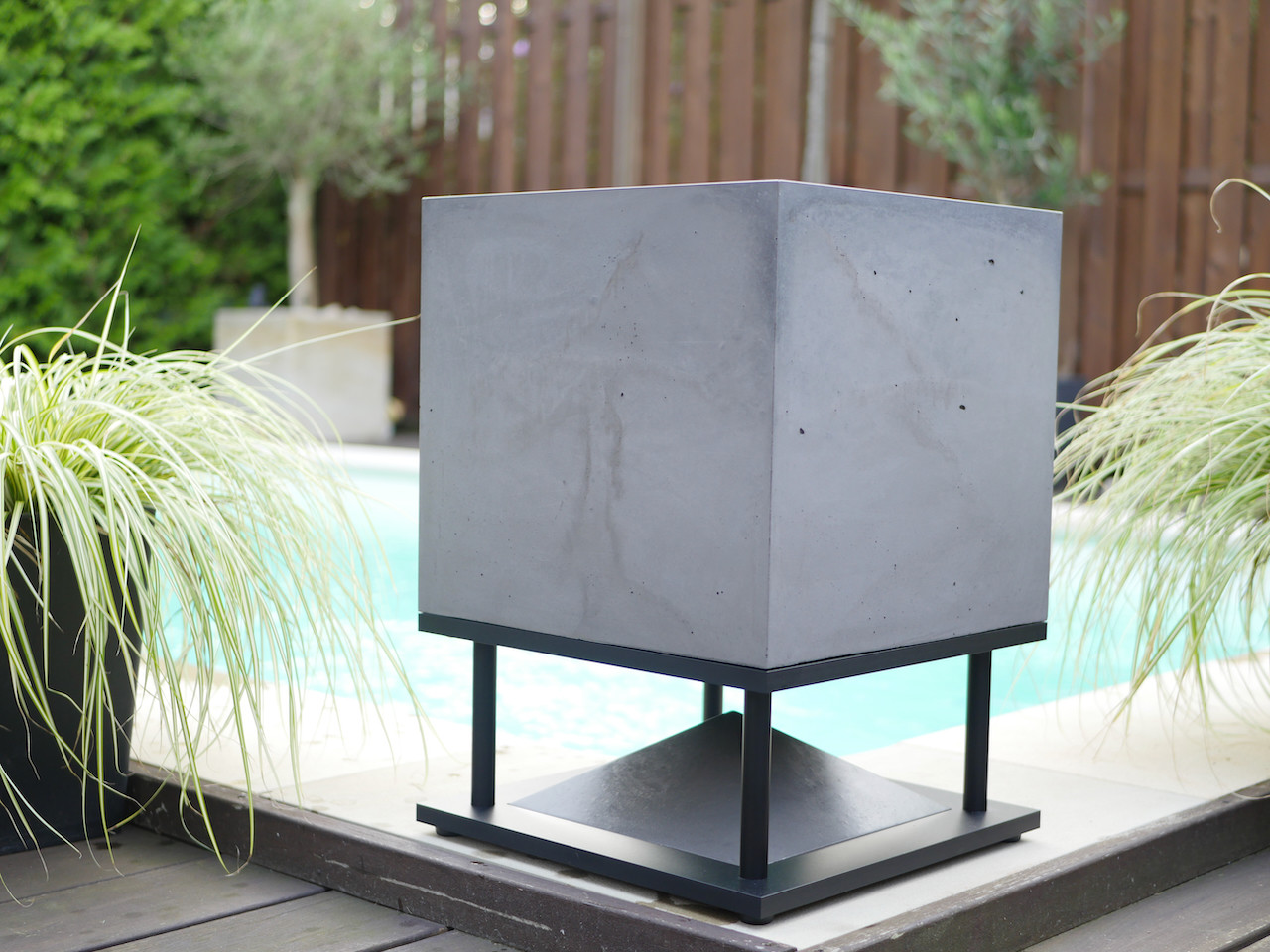 Auditorium Stepaton Pyramid Outdoor Lautsprecher kubisch 203057 - 1