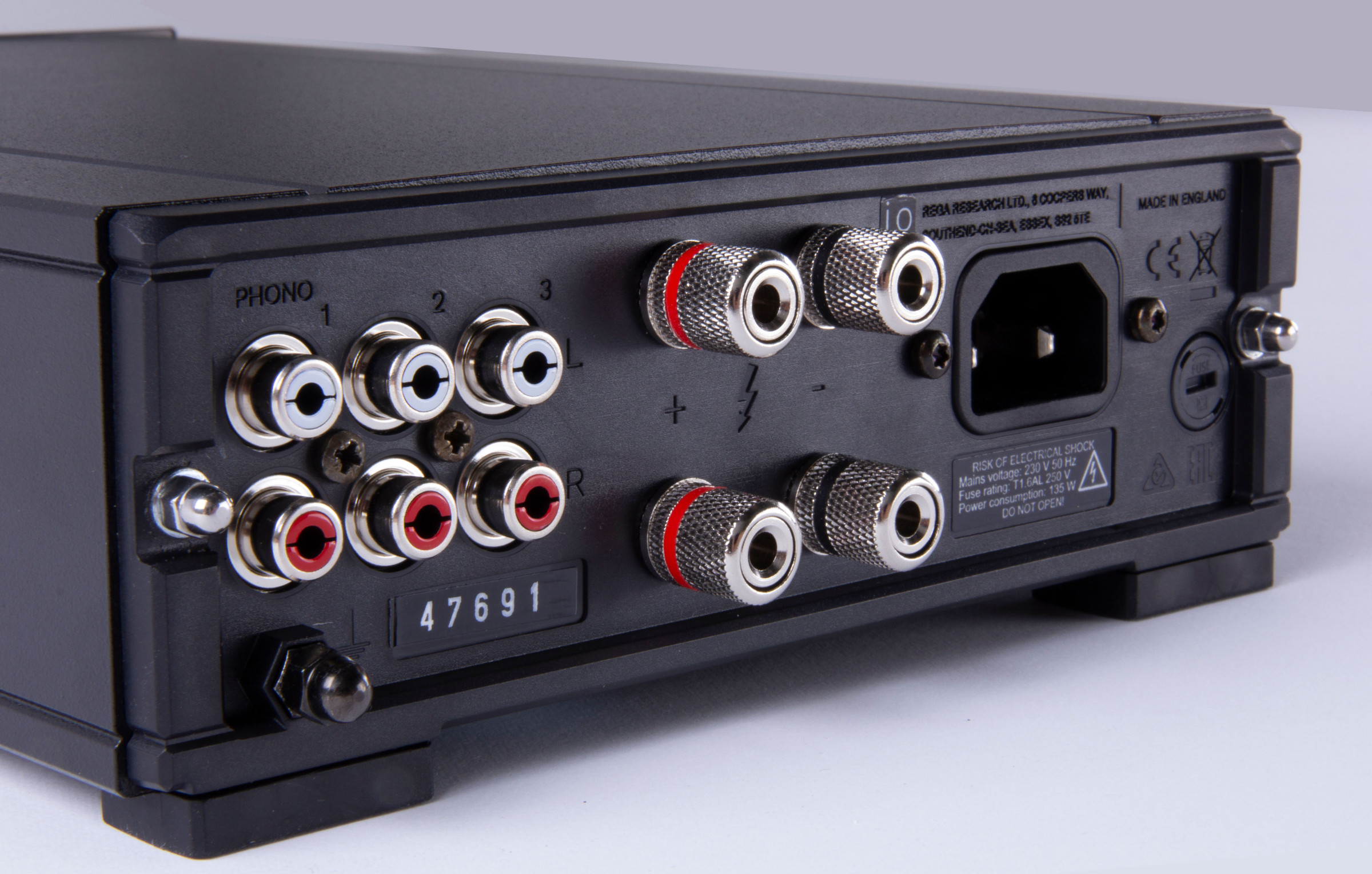 Auditorium Rega Io Vollverstärker schwarz 288286 - 5
