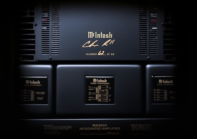 Auditorium McIntosh MA8900AC Limited Edition Vollverstärker 297006 - 2 Auditorium McIntosh MA8900AC Limited Edition Vollverstärker 297006 - 2