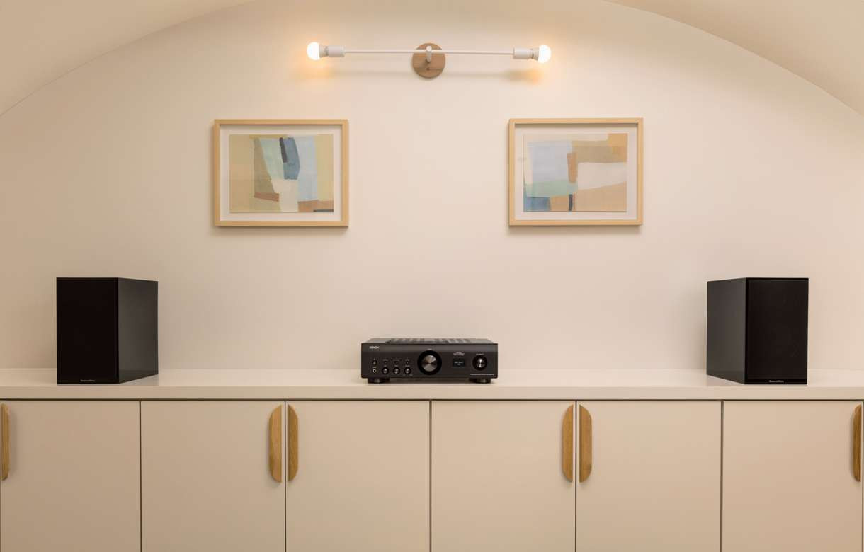 Auditorium Denon PMA-900HNE Netzwerk Vollverstärker HEOS Built in 295405 - 7 Auditorium Denon PMA-900HNE Netzwerk Vollverstärker HEOS Built in 295405 - 7