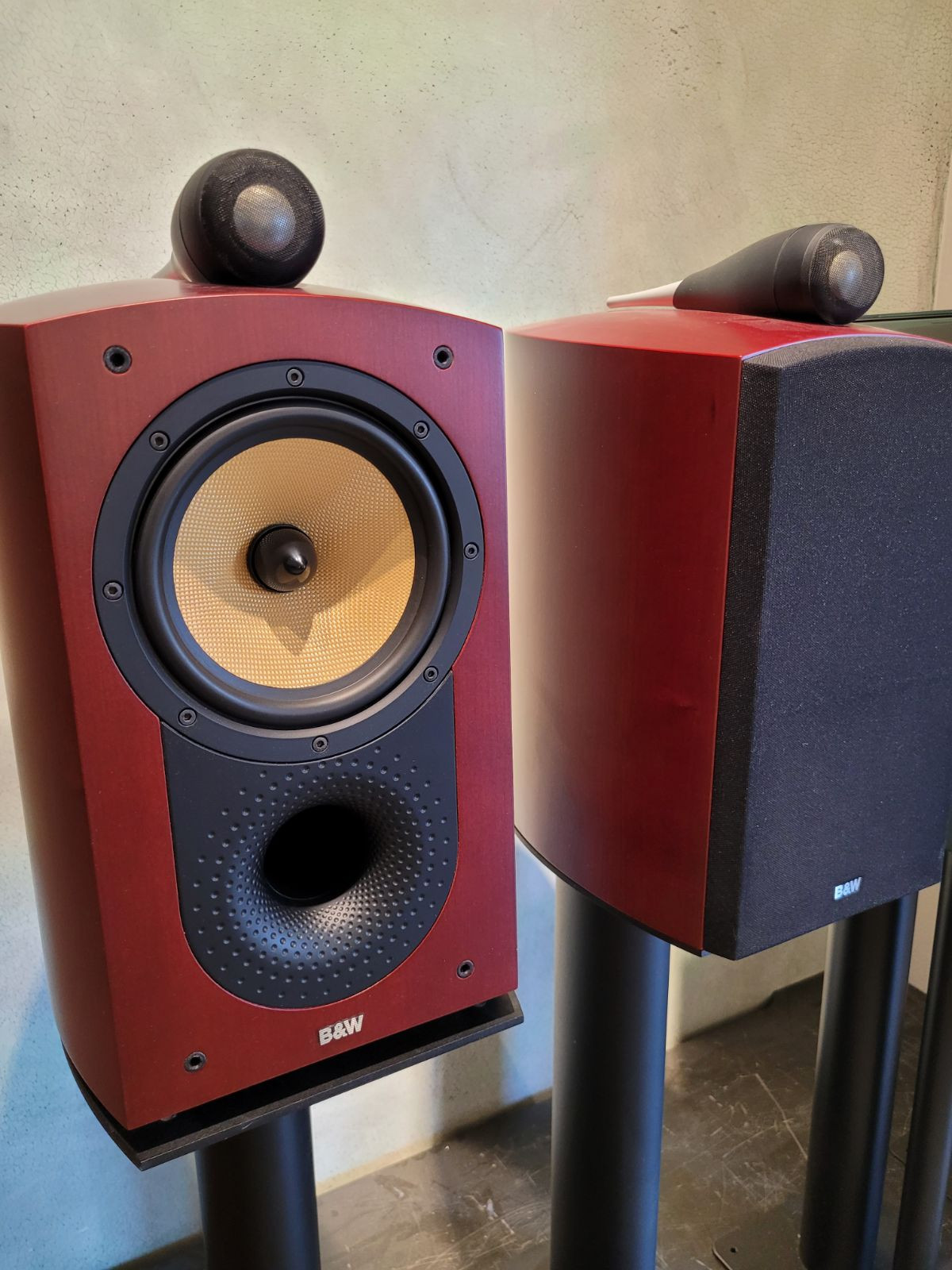 Auditorium Bowers & Wilkins 805 Nautilus Kompaktlautsprecher 213923 - 1