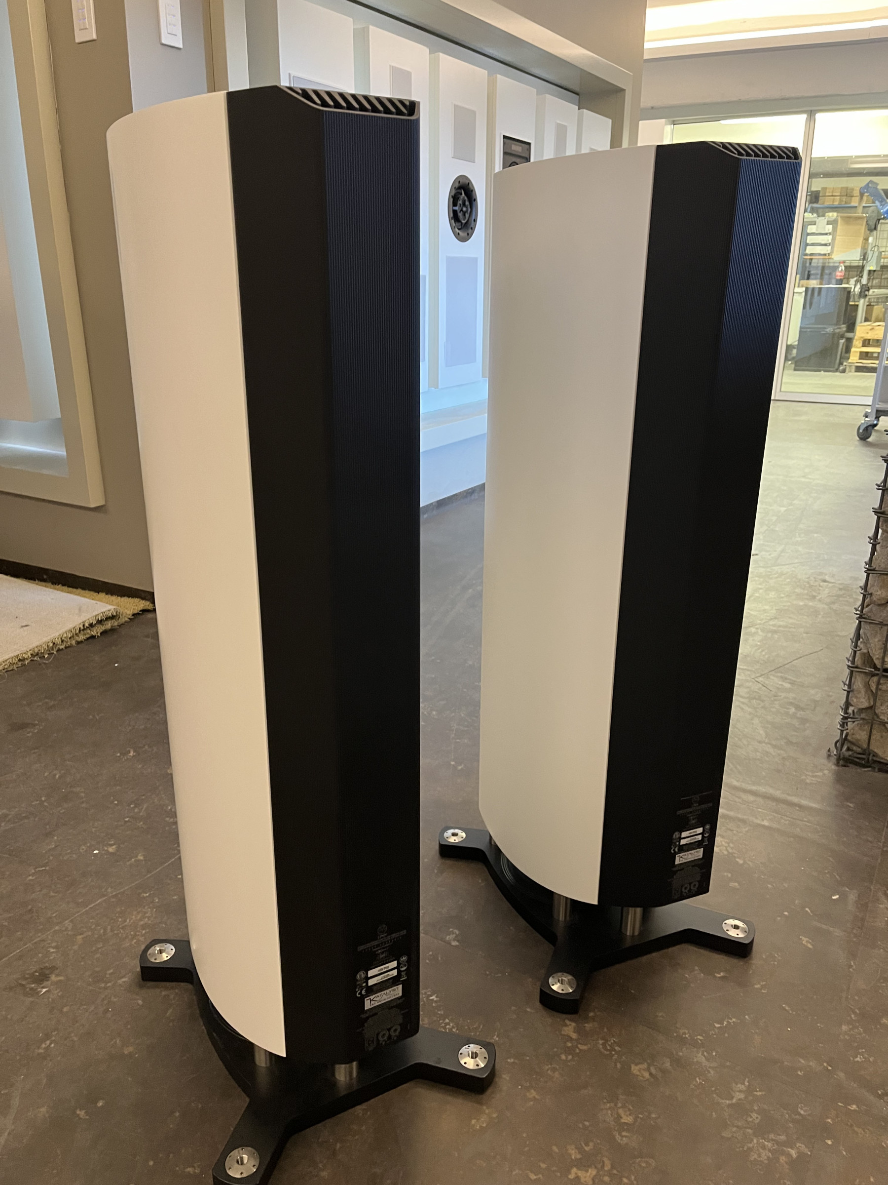 Auditorium Linn Akubarik Exakt aktiver Standlautsprecher 212856 - 2