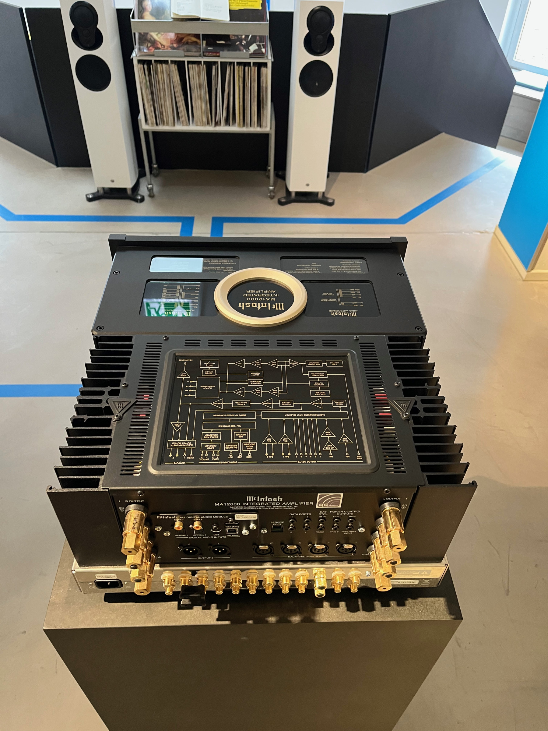 Auditorium McIntosh MA12000 AC Stereo Vollverstärker 218962 - 3