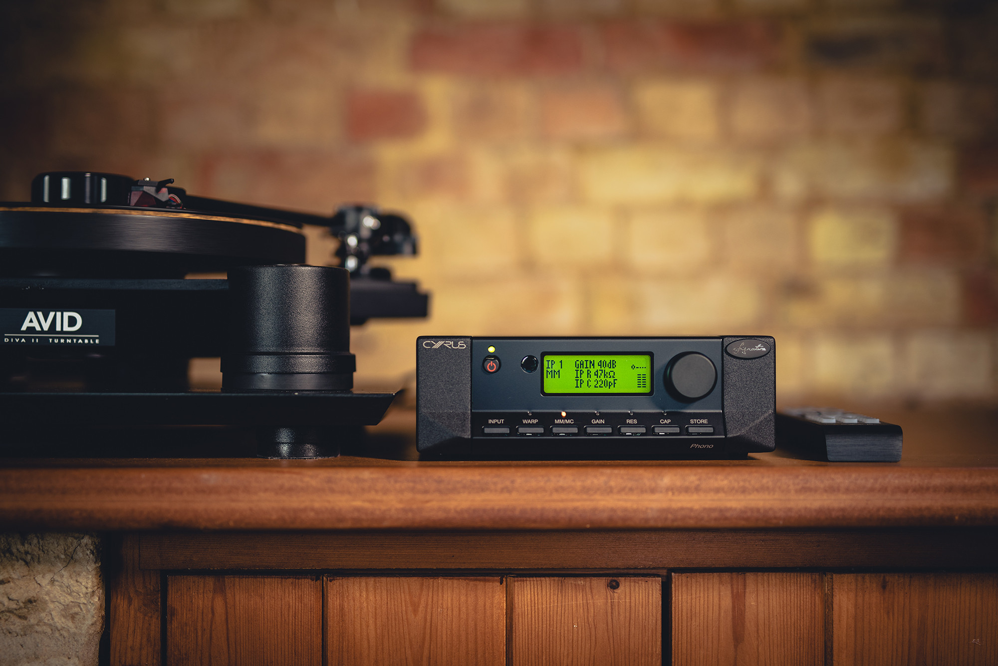 Auditorium Cyrus Phono Signature zusammen mit externem Netzteil PSX-R.2 296786 - 3