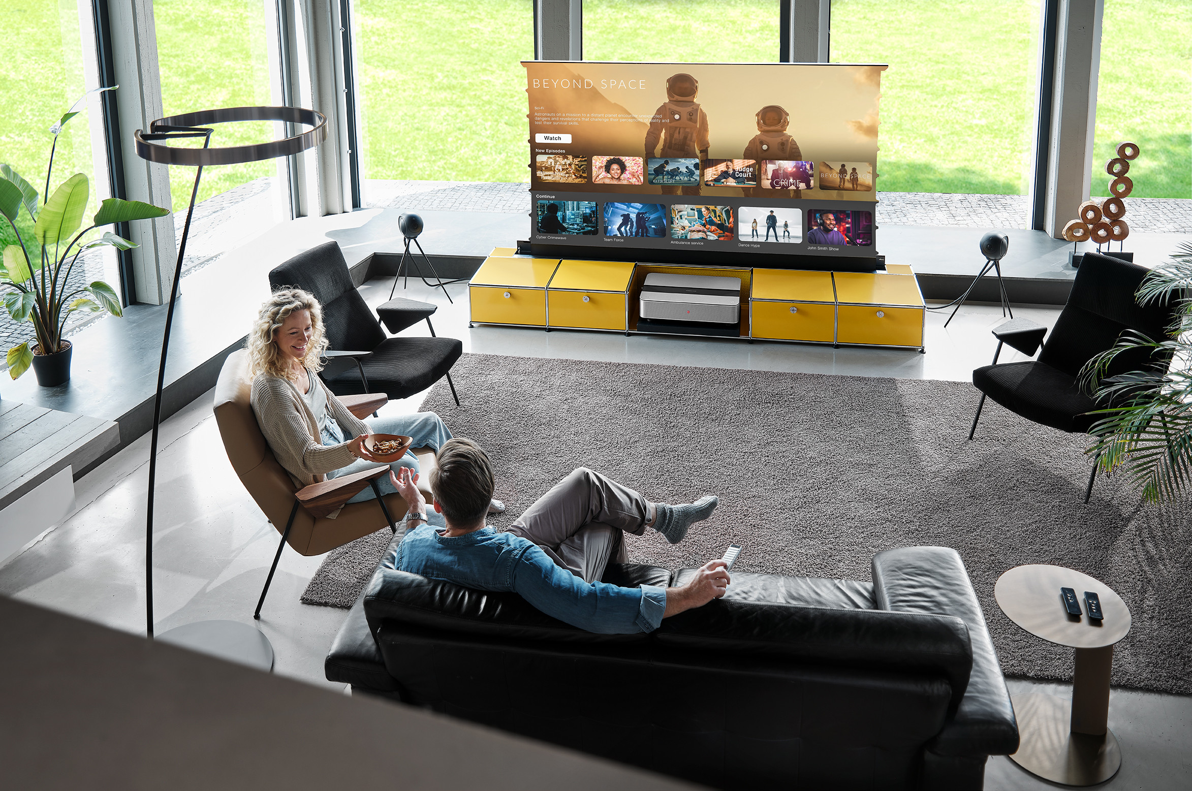 Auditorium Leica Cine-Set mit Cine 1 + USM Haller mit Celexon Leinwand 215342 - 1