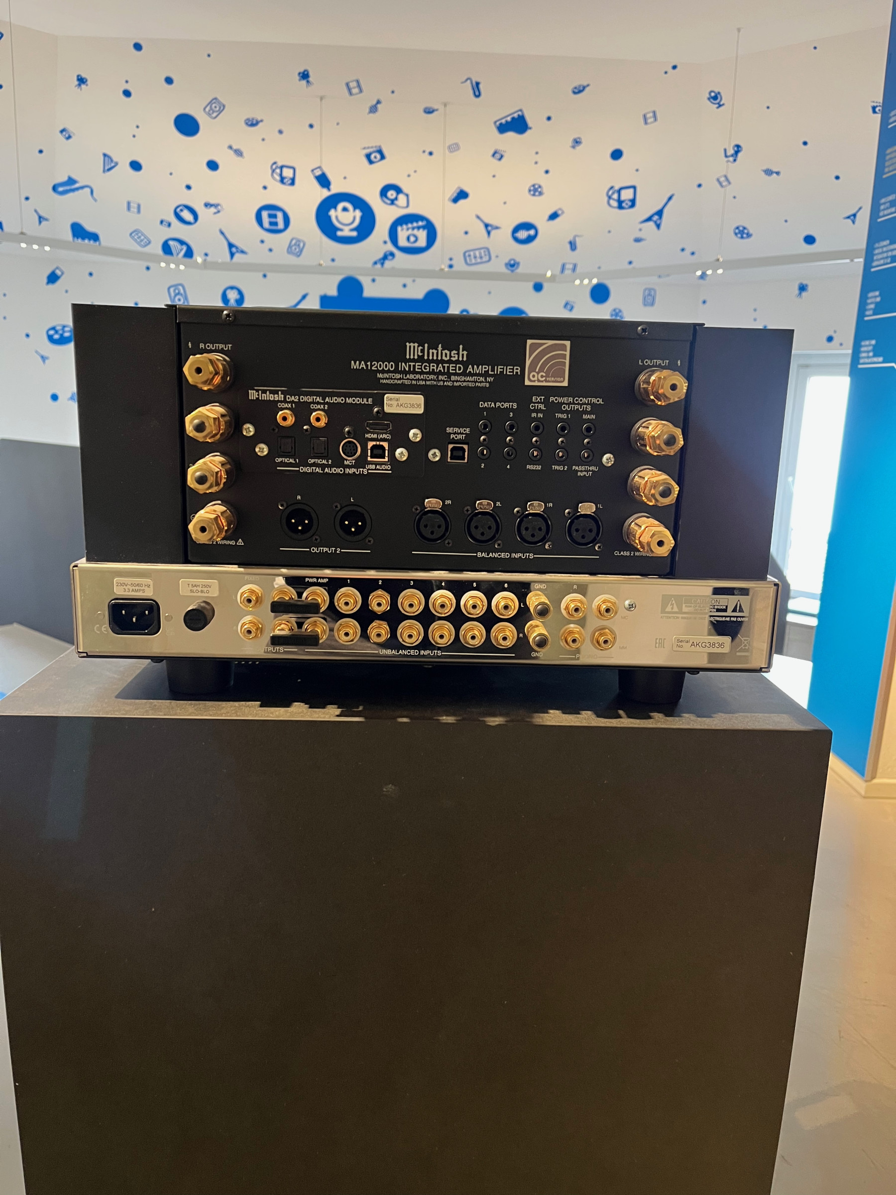 Auditorium McIntosh MA12000 AC Stereo Vollverstärker 218962 - 4