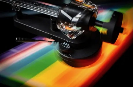 Auditorium Pro-Ject Dark Side... Plattenspieler & Pink Floyd Bundle: P.U.L.S.E. 205945 - 4