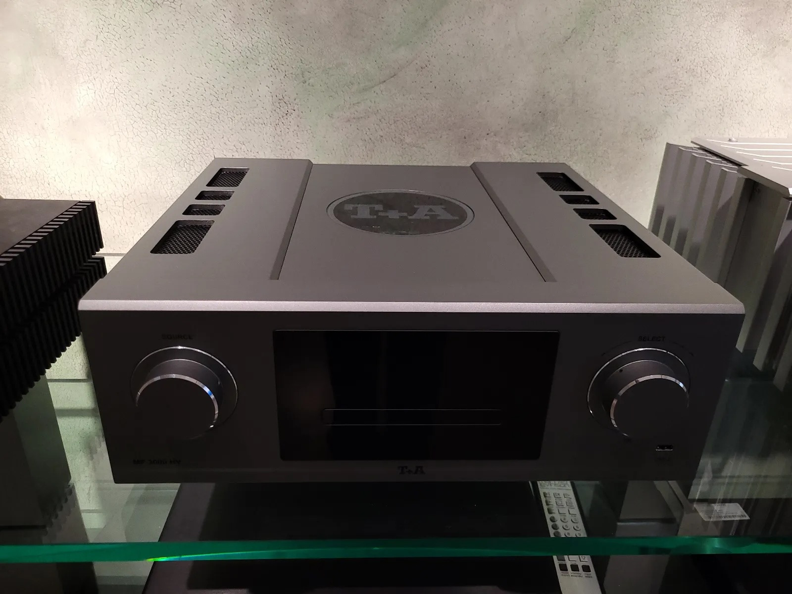 Auditorium T+A MP 3000 HV SACD-Player mit Streaming-Funktionen 209391 - 1