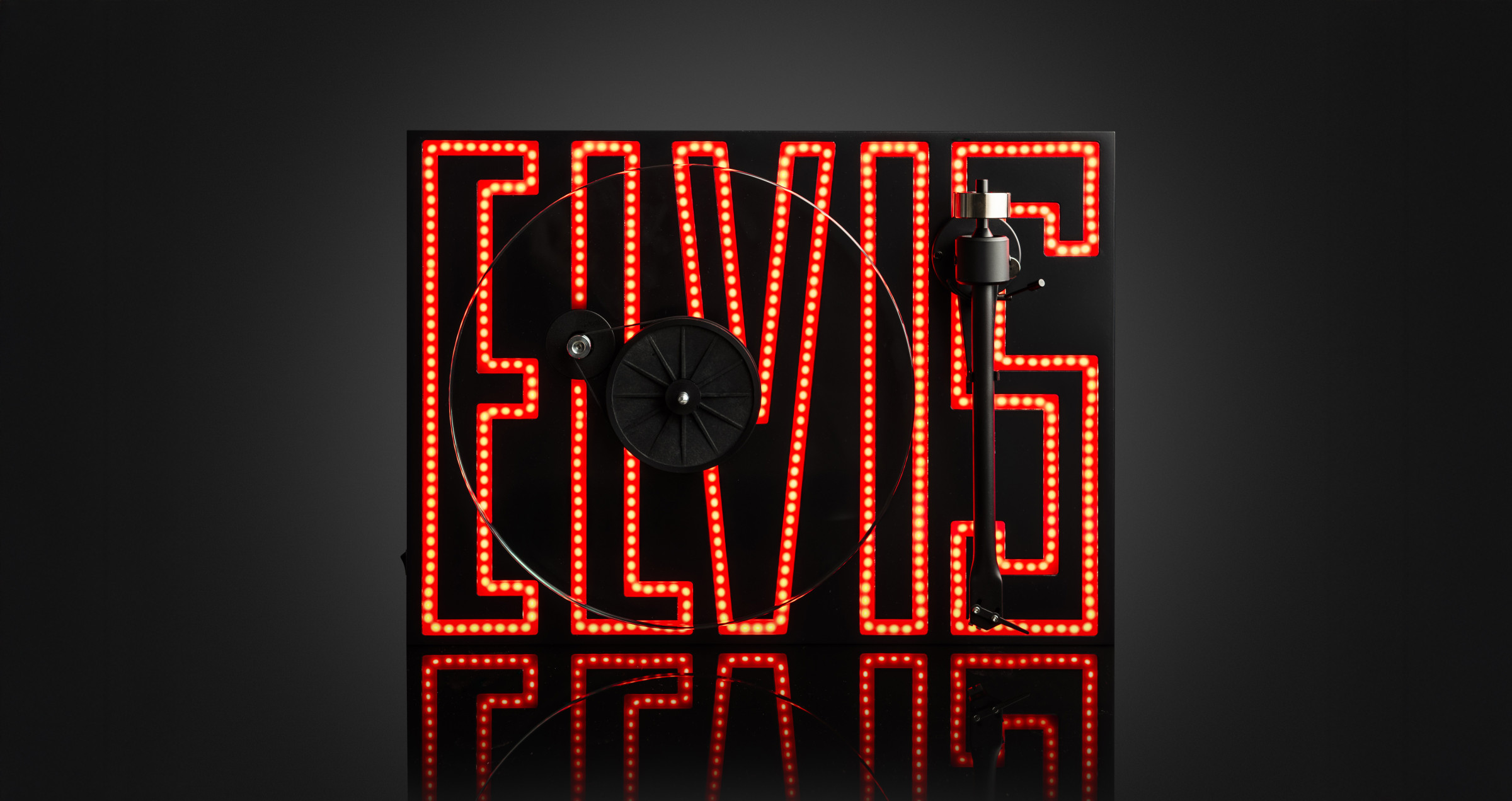Auditorium Pro-Ject Elvis Plattenspieler Limitierte Sonderedition 213660 - 1