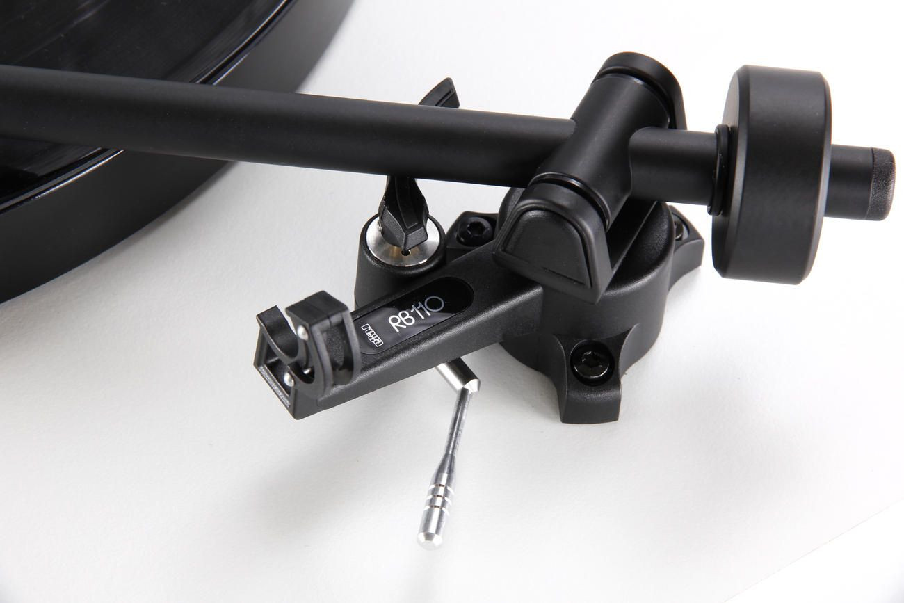 Auditorium Rega Planar 1 Plattenspieler inkl. RB 110 & Carbon 202293 - 5