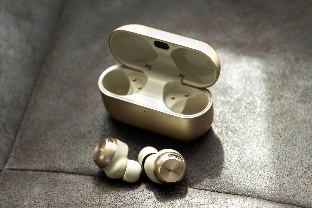 Auditorium Technics EAH-AZ100 True Wireless Ohrhörer 209732 - 9