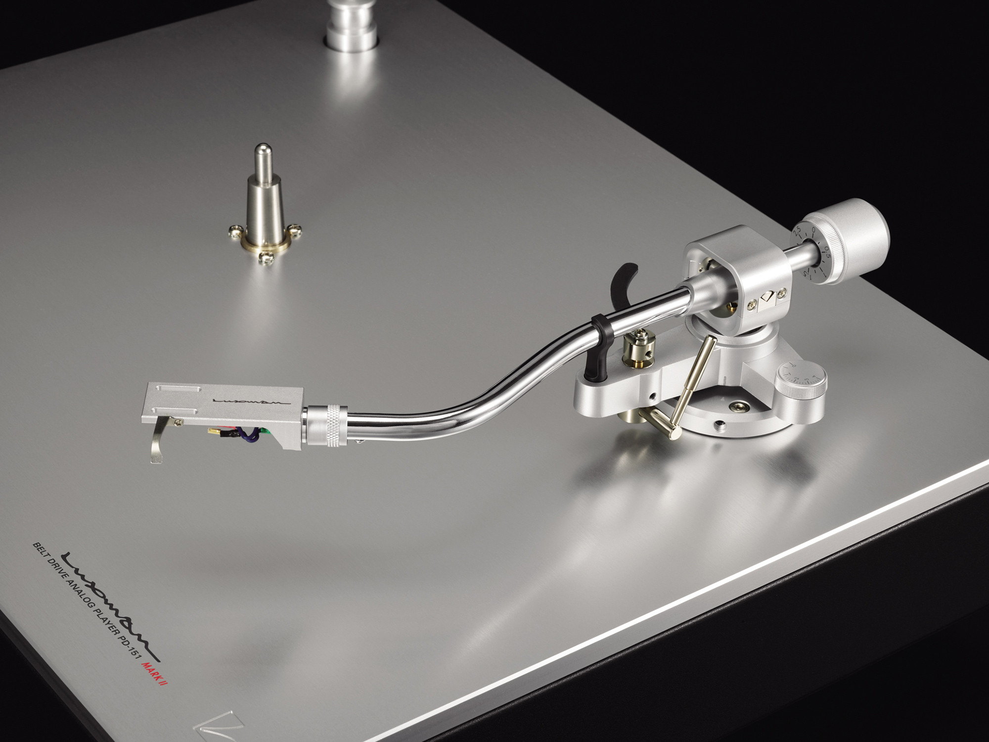 Auditorium Luxman PD-151 MKII Riemen- Plattenspieler inkl. Tonarm 214752 - 5