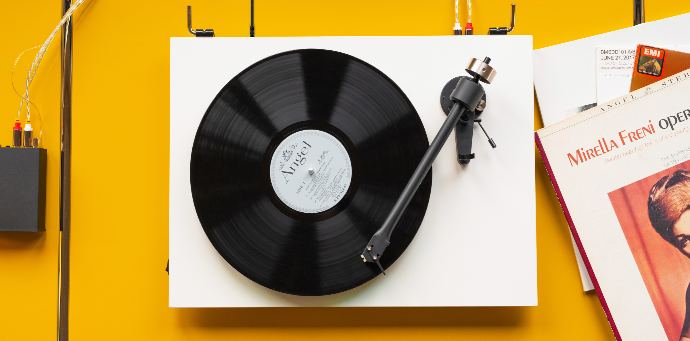 Auditorium Pro-Ject T2 voll ausgestatteter Plattenspieler 204612 - 2
