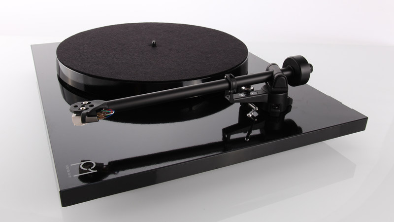 Auditorium Denon Coal Black-Set: DRA 800H mit KEF Q750 und Rega Planar1 297252 - 4