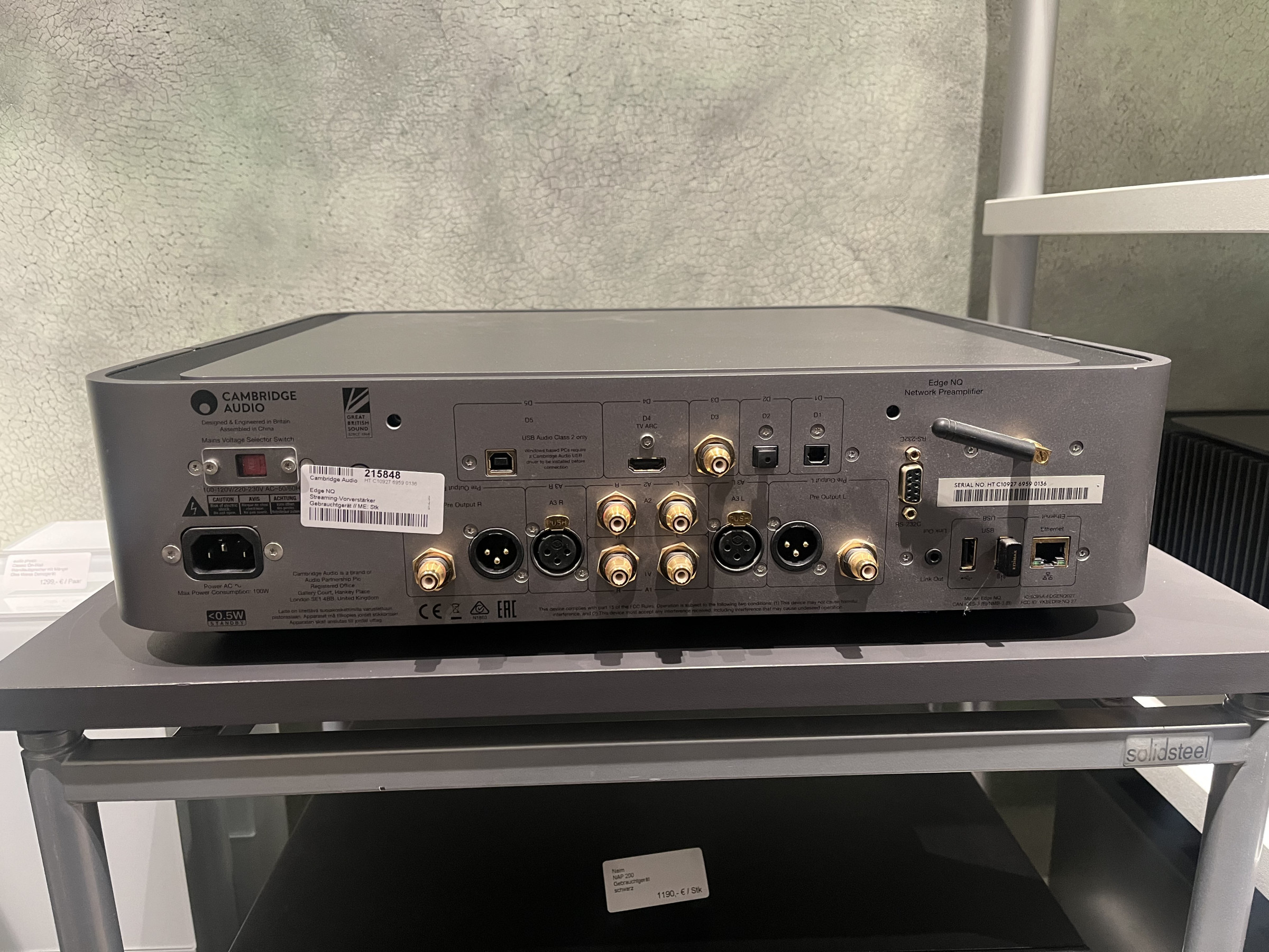 Auditorium Cambridge Audio Edge NQ Streaming-Vorverstärker 215848 - 2