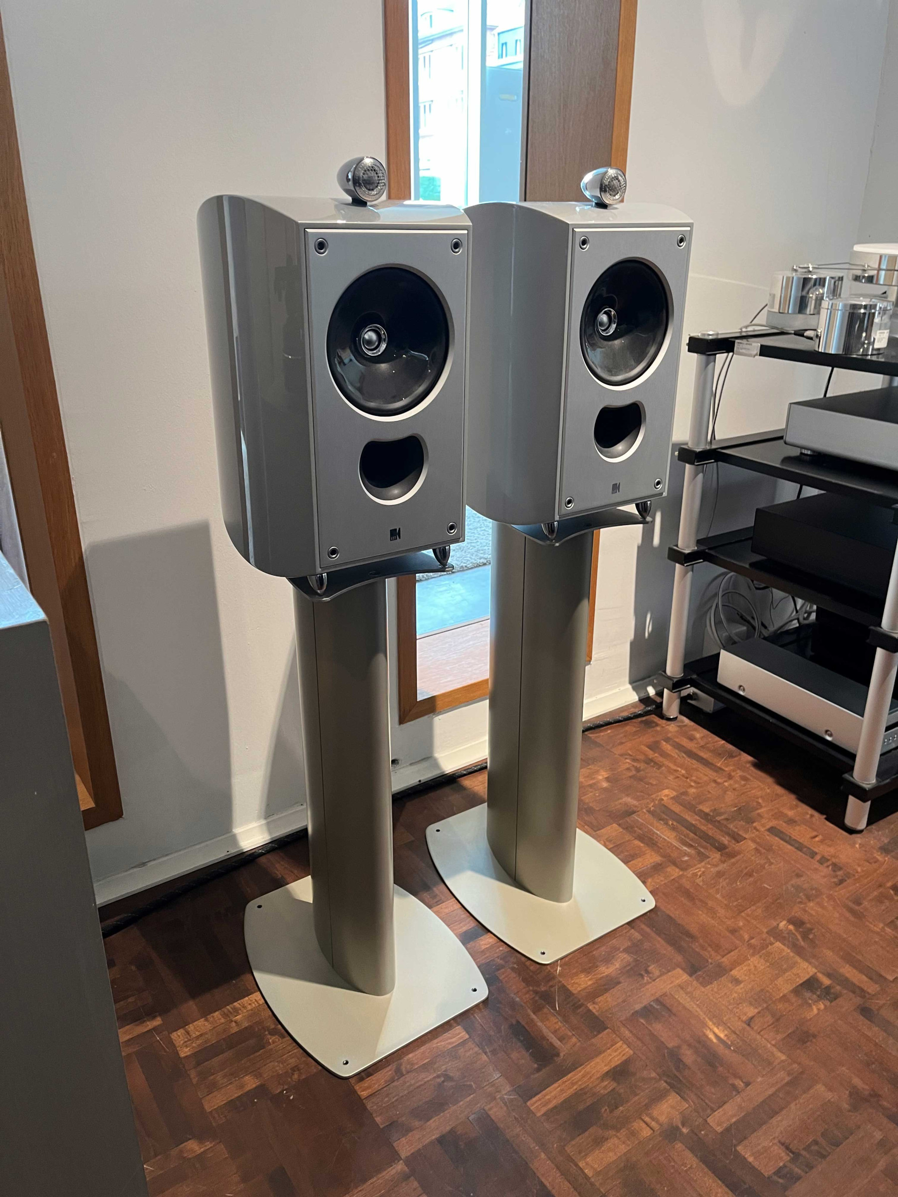 Auditorium KEF XQone incl. Ständer silber 217051 - 2