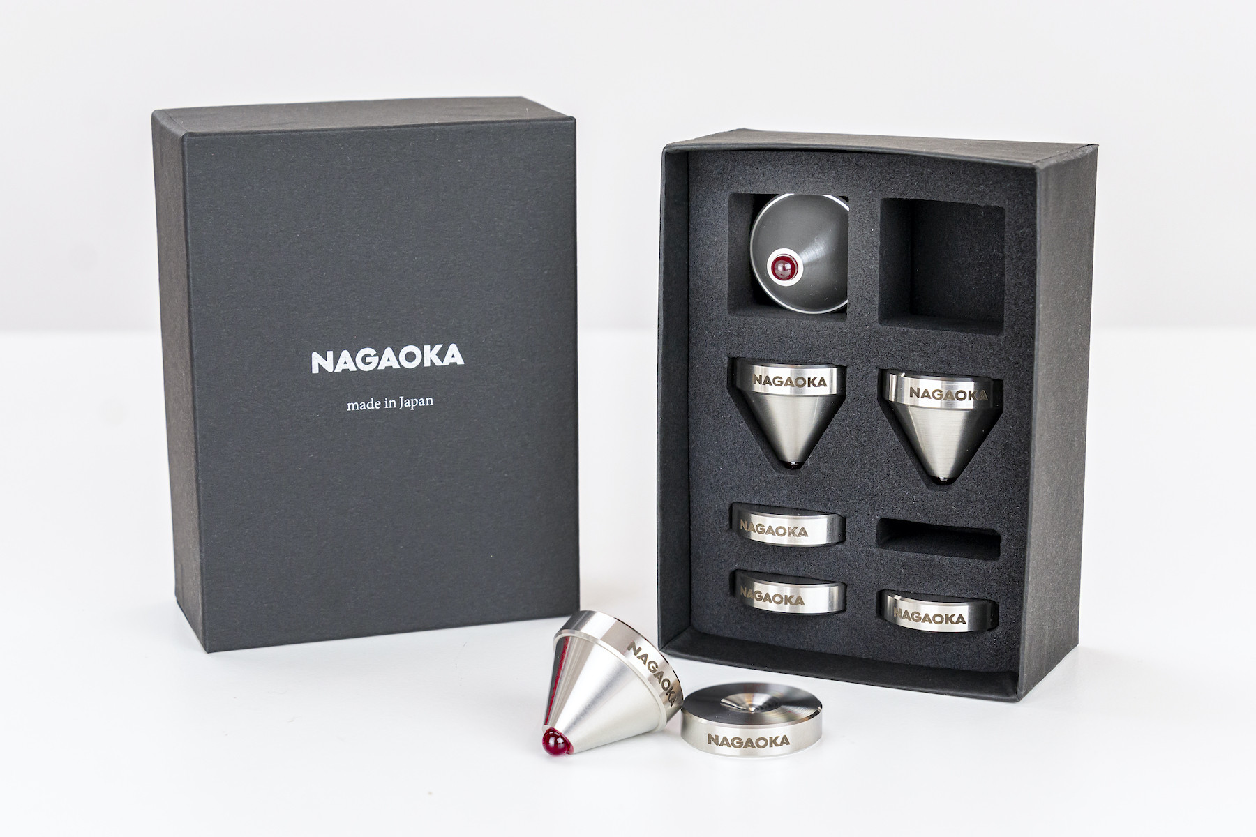 Auditorium Nagaoka INS-SU 01 Fußsystem mit Rubinspitze 4er Set silber 288777 - 1