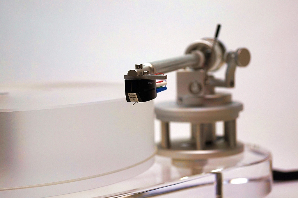 Auditorium Auditorium AUFTAKT Plattenspieler Tonarm Satisfy Carbon+Virtuoso V2 264456 - 5