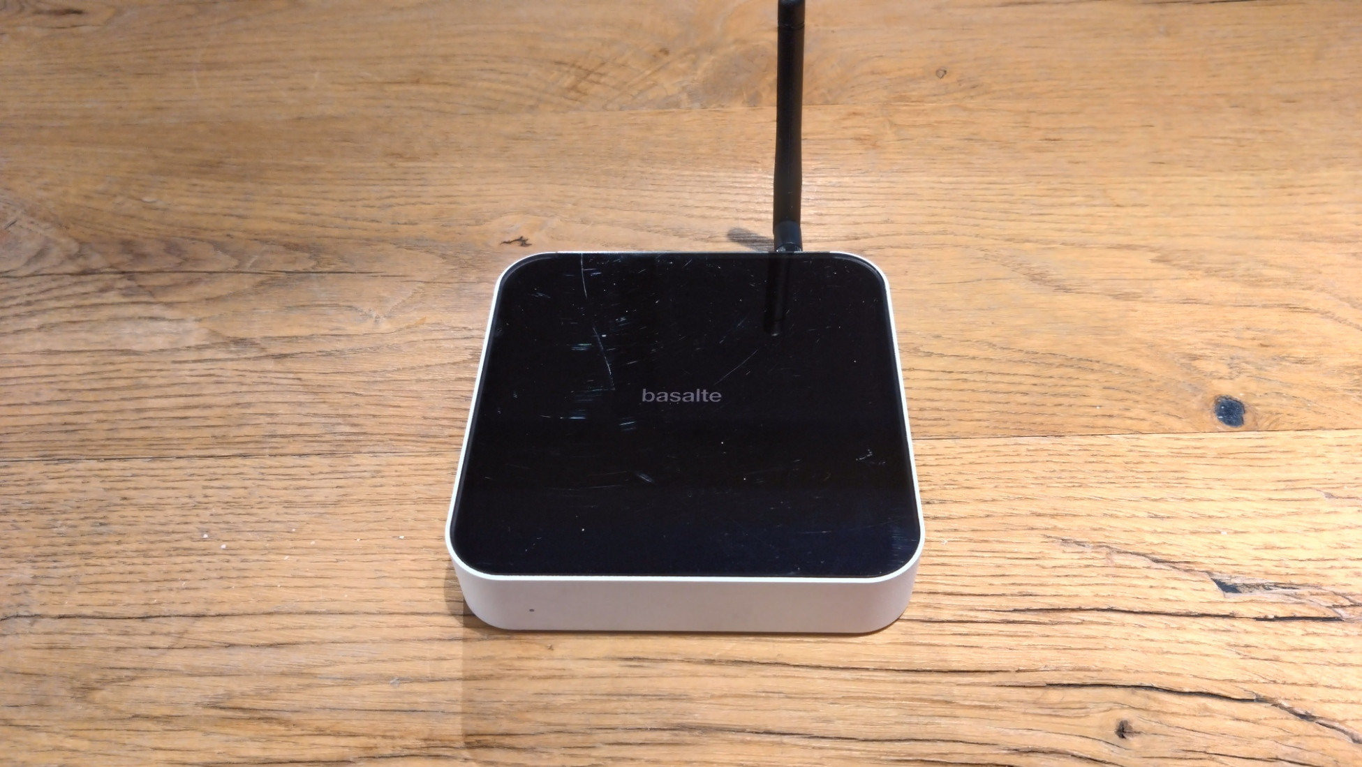 Auditorium basalte Core mini KNX-Server 205745 - 1