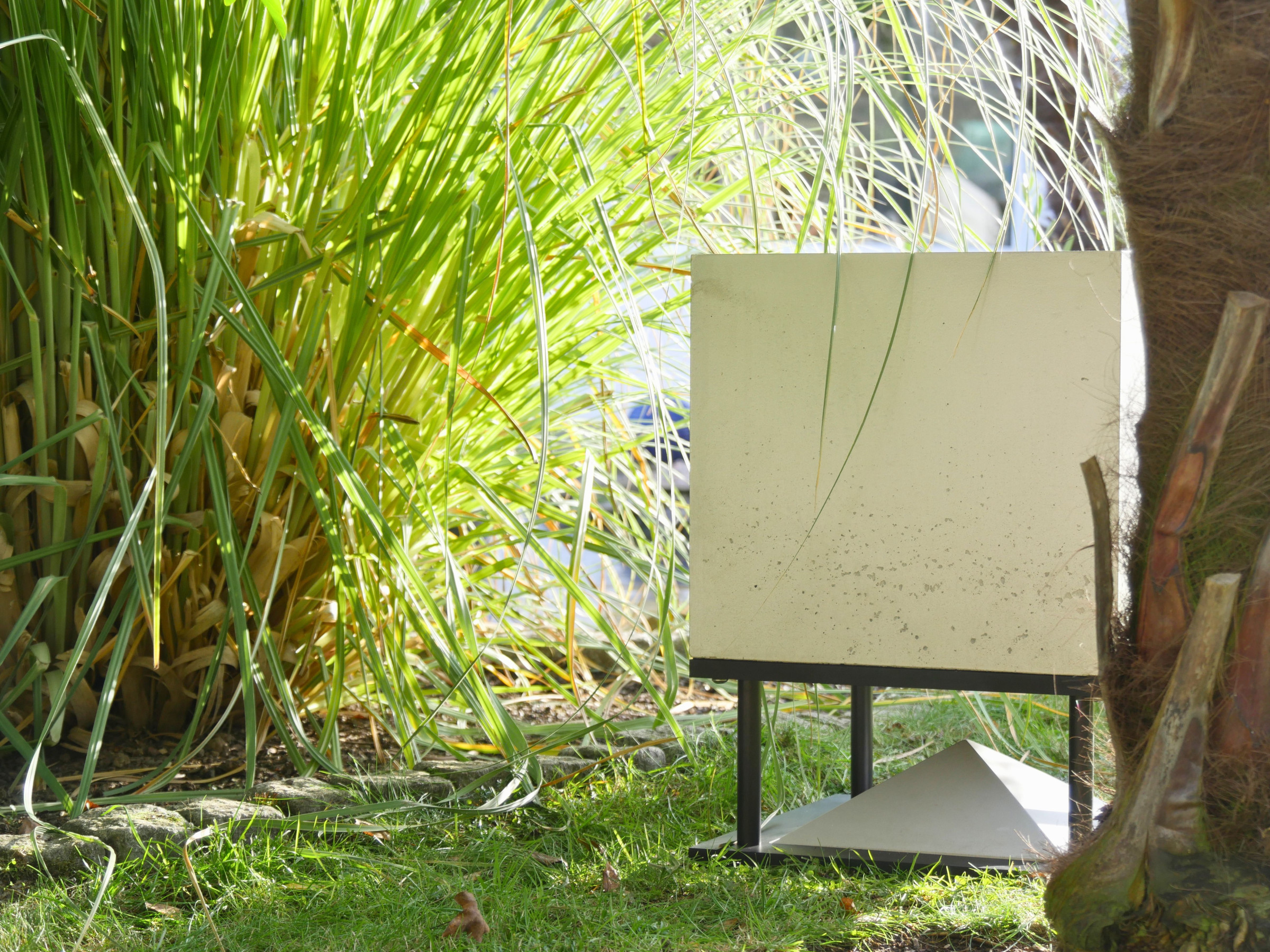 Auditorium Stepaton Pyramid Ultra Outdoor Speaker mit schwarzem Alu-Gestell 216626 - 4