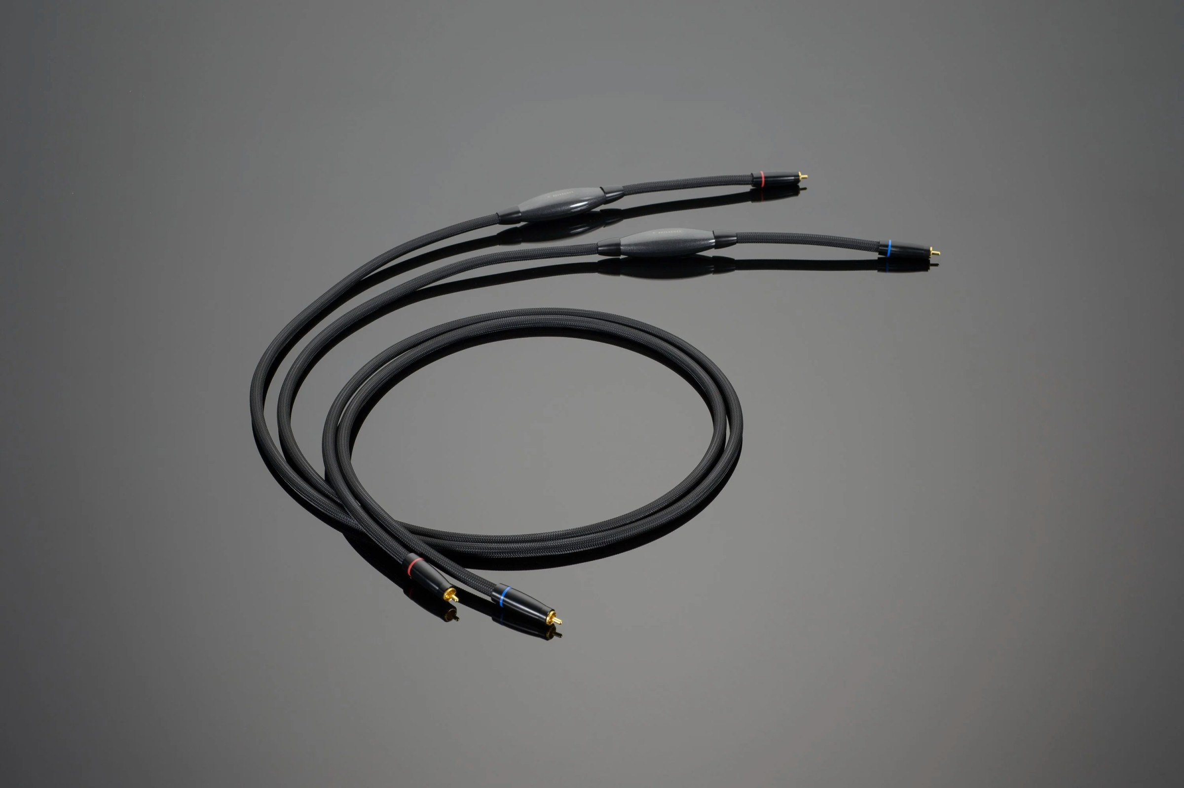Auditorium Transparent Cable Reference RCA Interconnect  291815 - 2