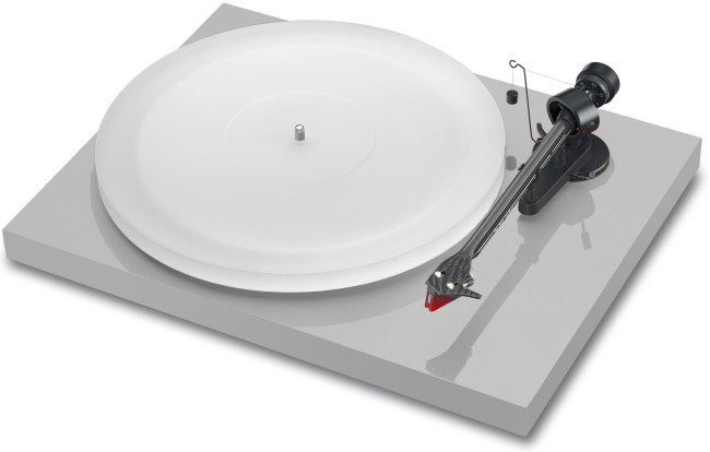Auditorium Pro-Ject Debut Carbon DC Esprit  270329 - 1