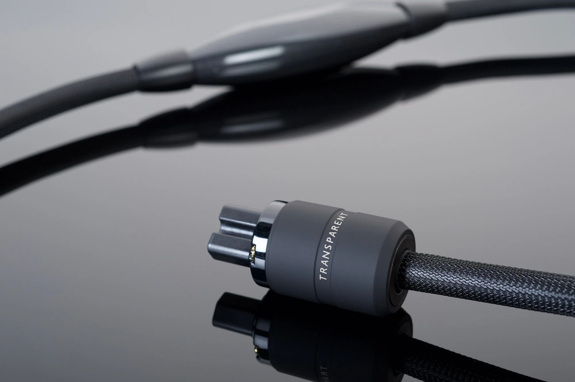 Auditorium Transparent Cable Reference Power Cord 2,0m 281070 - 1