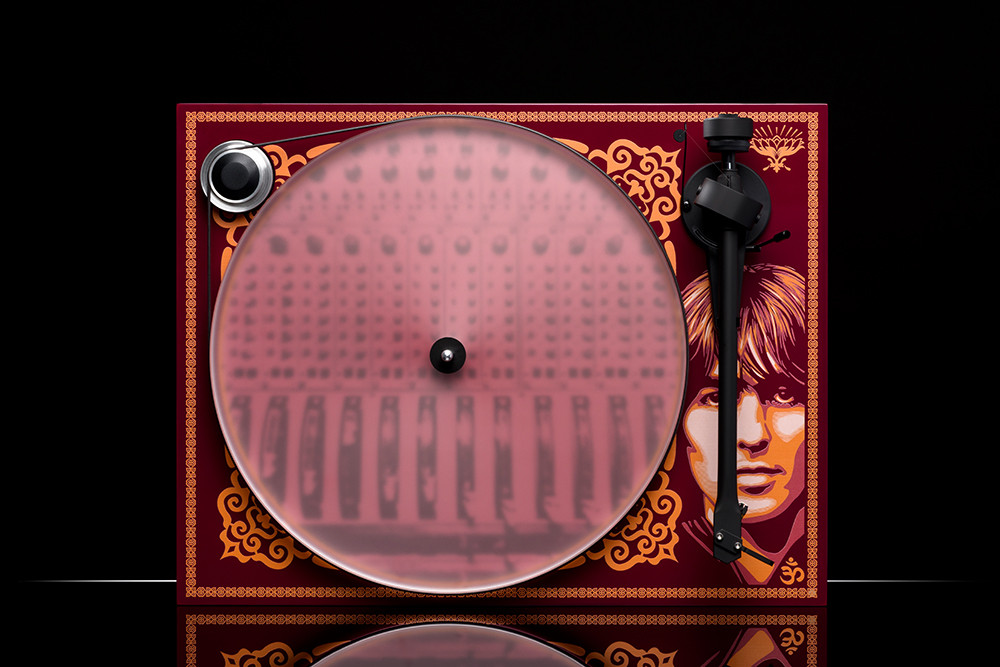 Auditorium Pro-Ject Essential III George Harrison Limited Edition Plattenspieler 214137 - 3