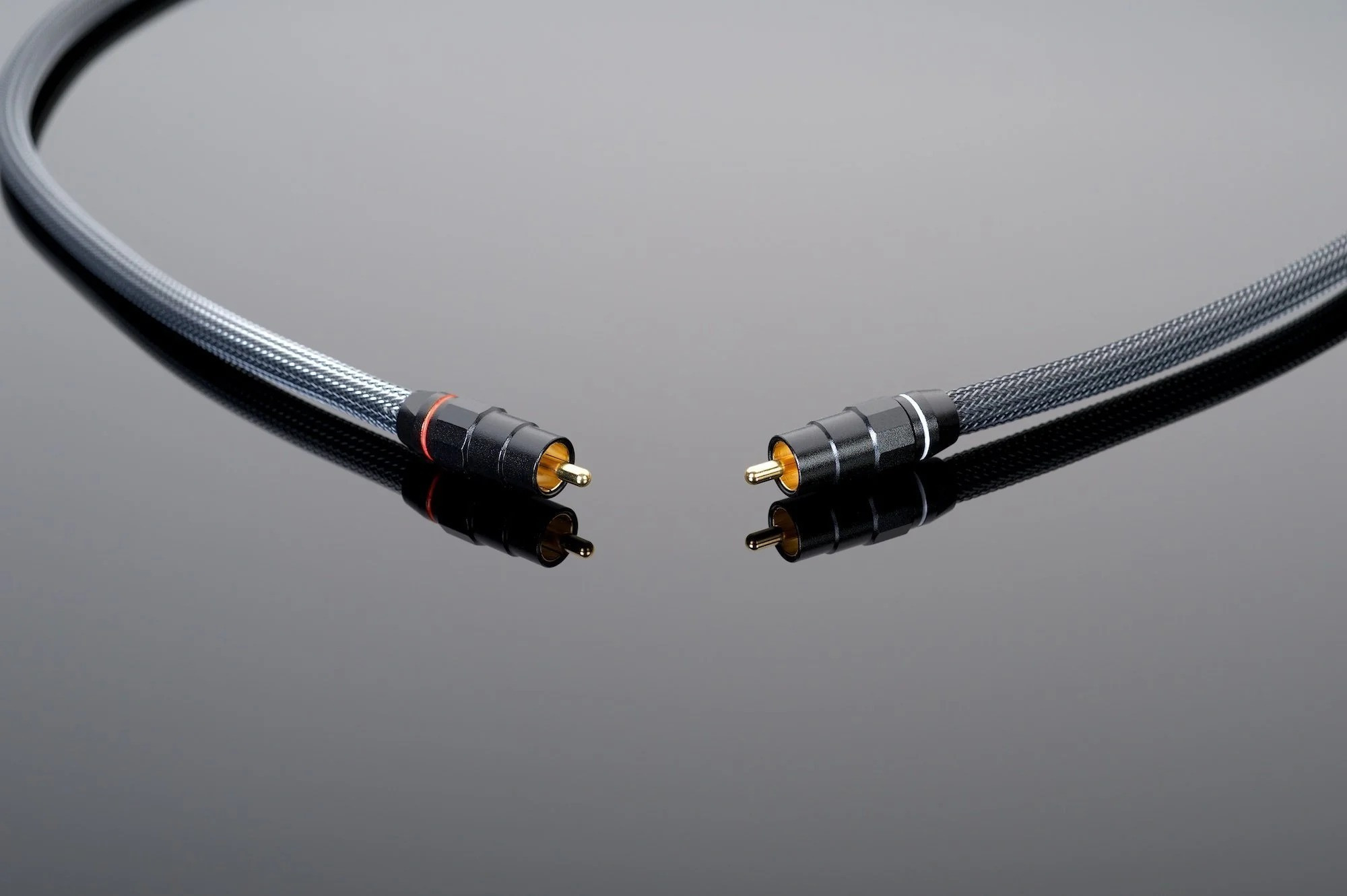 Auditorium Transparent Cable Premium Digital Link 280956 - 4