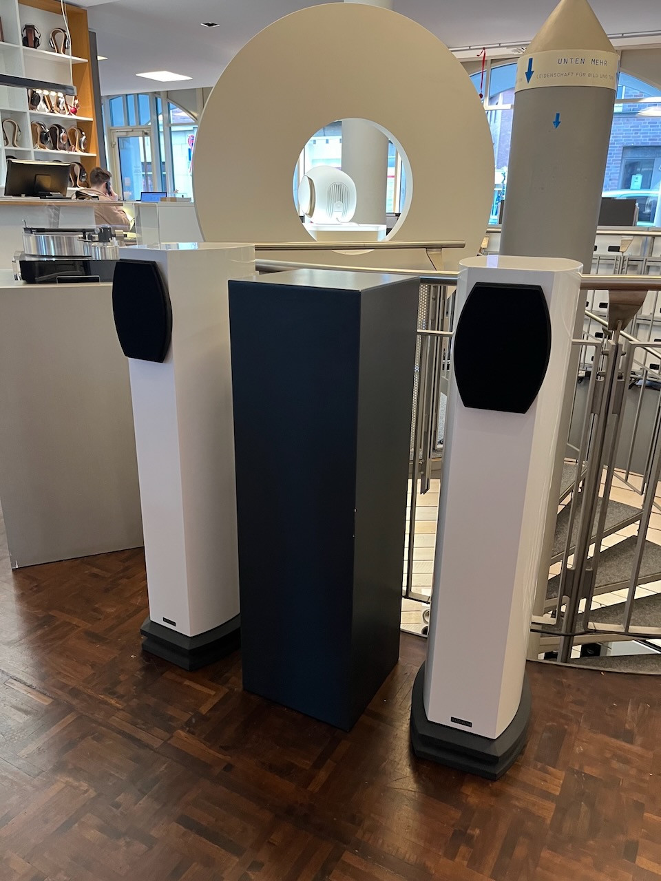 Auditorium Diverse Audium Comp 9.3 Standlautsprecher 214215 - 1