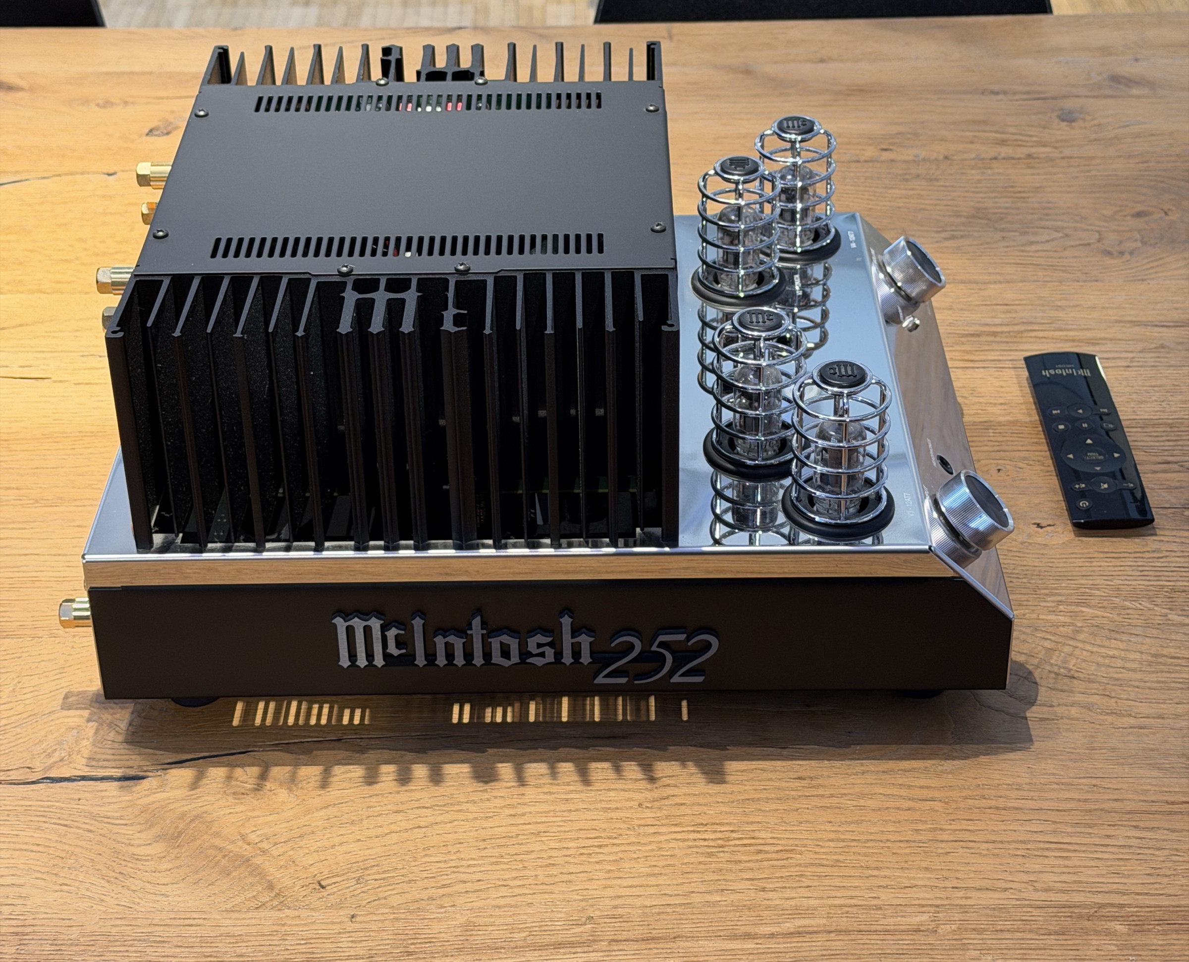 Auditorium McIntosh MA252 AC Hybrid Vollverstärker 214881 - 4