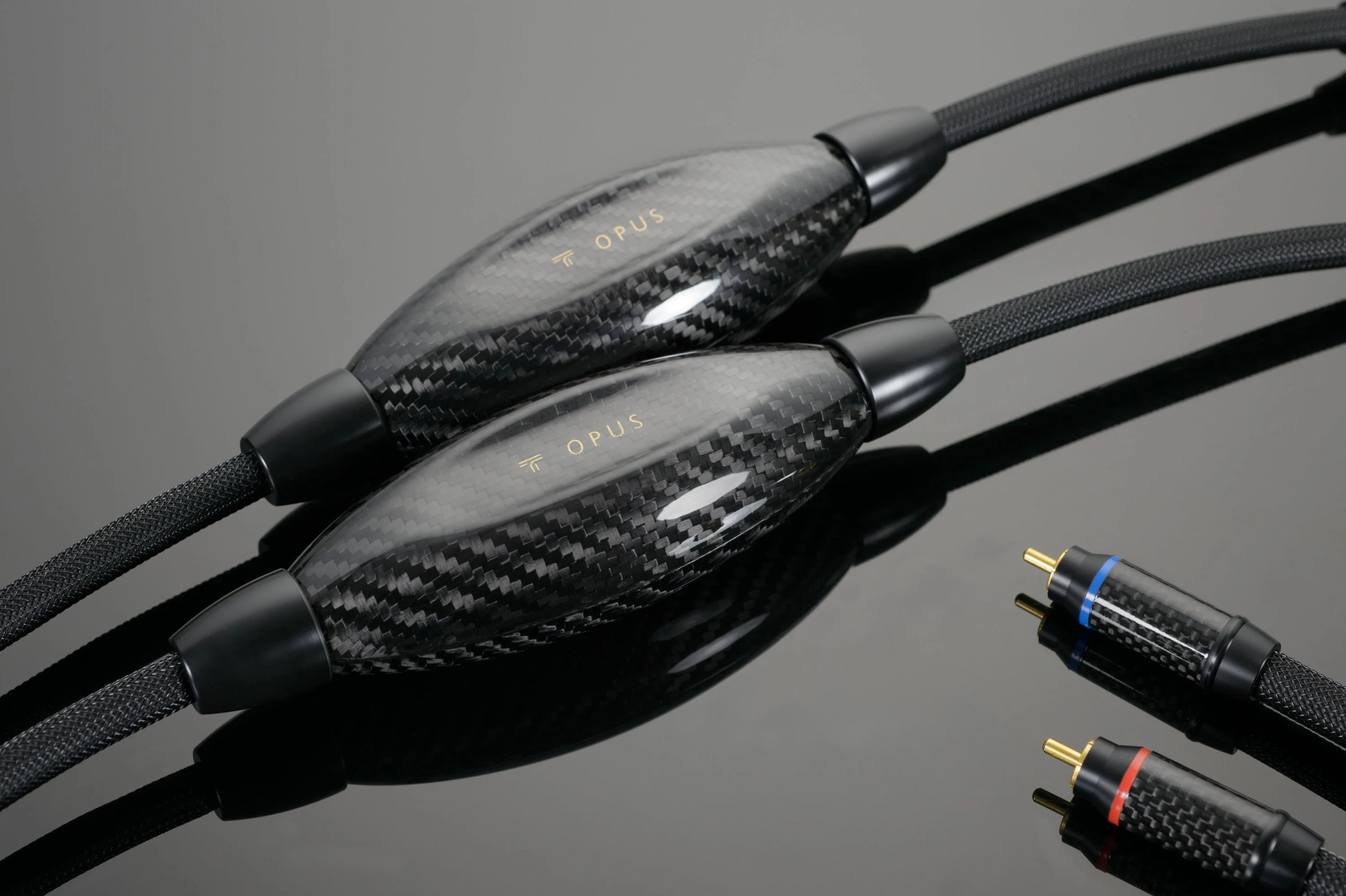 Auditorium Transparent Cable OPUS RCA Interconnect 280703 - 3