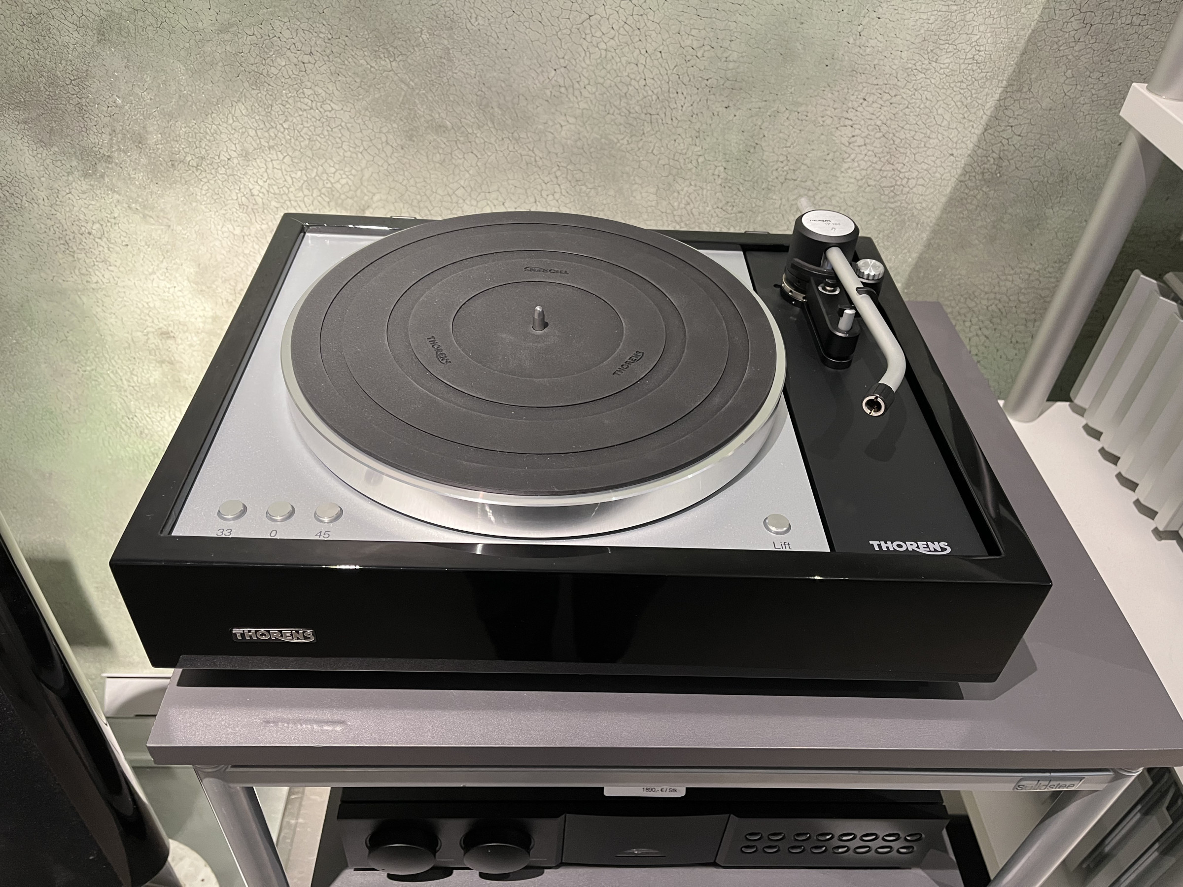 Auditorium Thorens TD 1601 mit TP160 Tonarm ohne Tonabnehmer Schwarz 217660 - 1