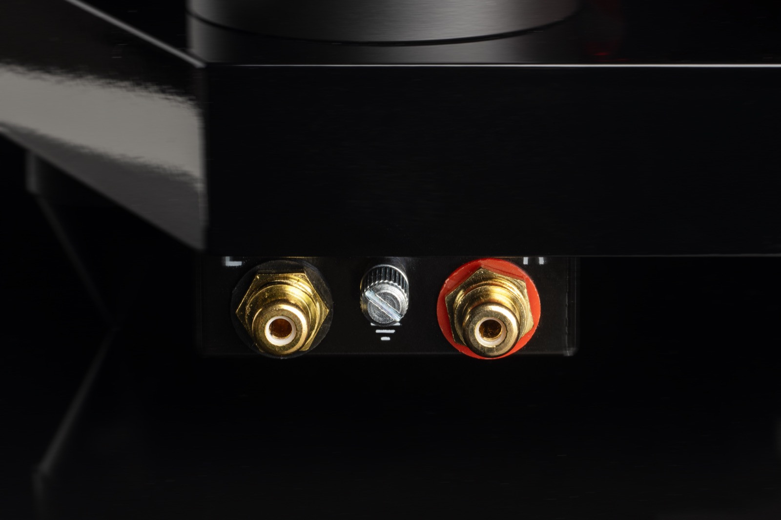 Auditorium Pro-Ject AC/DC Plattenspieler Limitierte Sonderedition 209387 - 8
