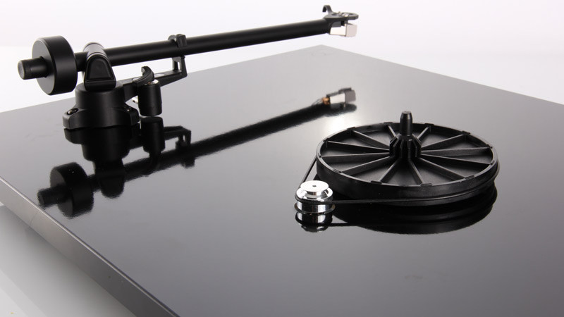 Auditorium Rega Planar 2 Tonarm RB220 mit Carbon 279633 - 4