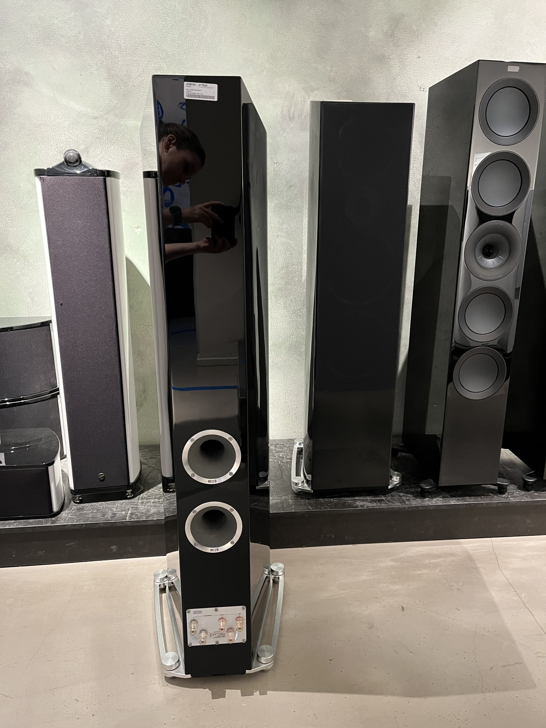 Auditorium Diverse Heco Celan Revolution 9 schwarz 217624 - 4