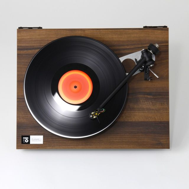 Auditorium Rega Planar 3 50th Anniversary Edition Walnuss 299763 - 1