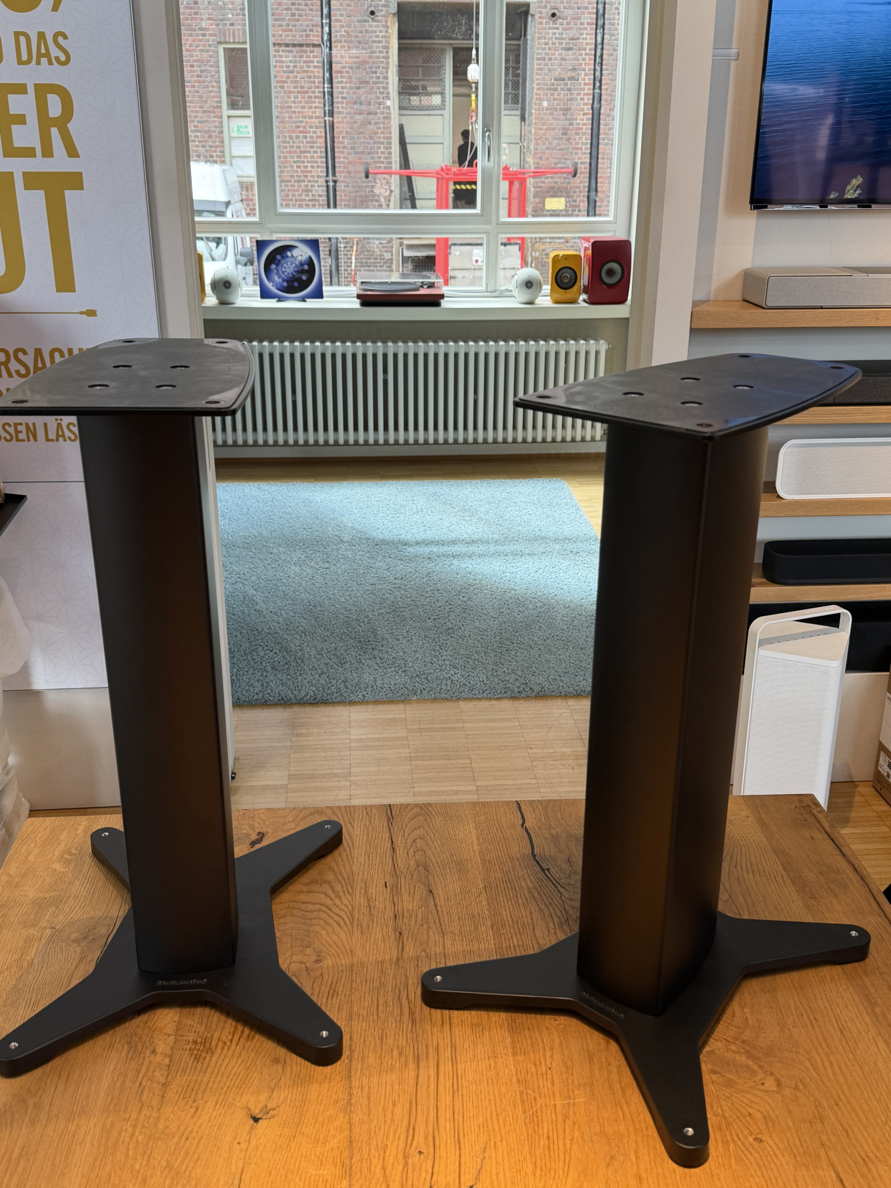 Auditorium Dynaudio Stand 20 aus 2023 Schwarz 217345 - 1
