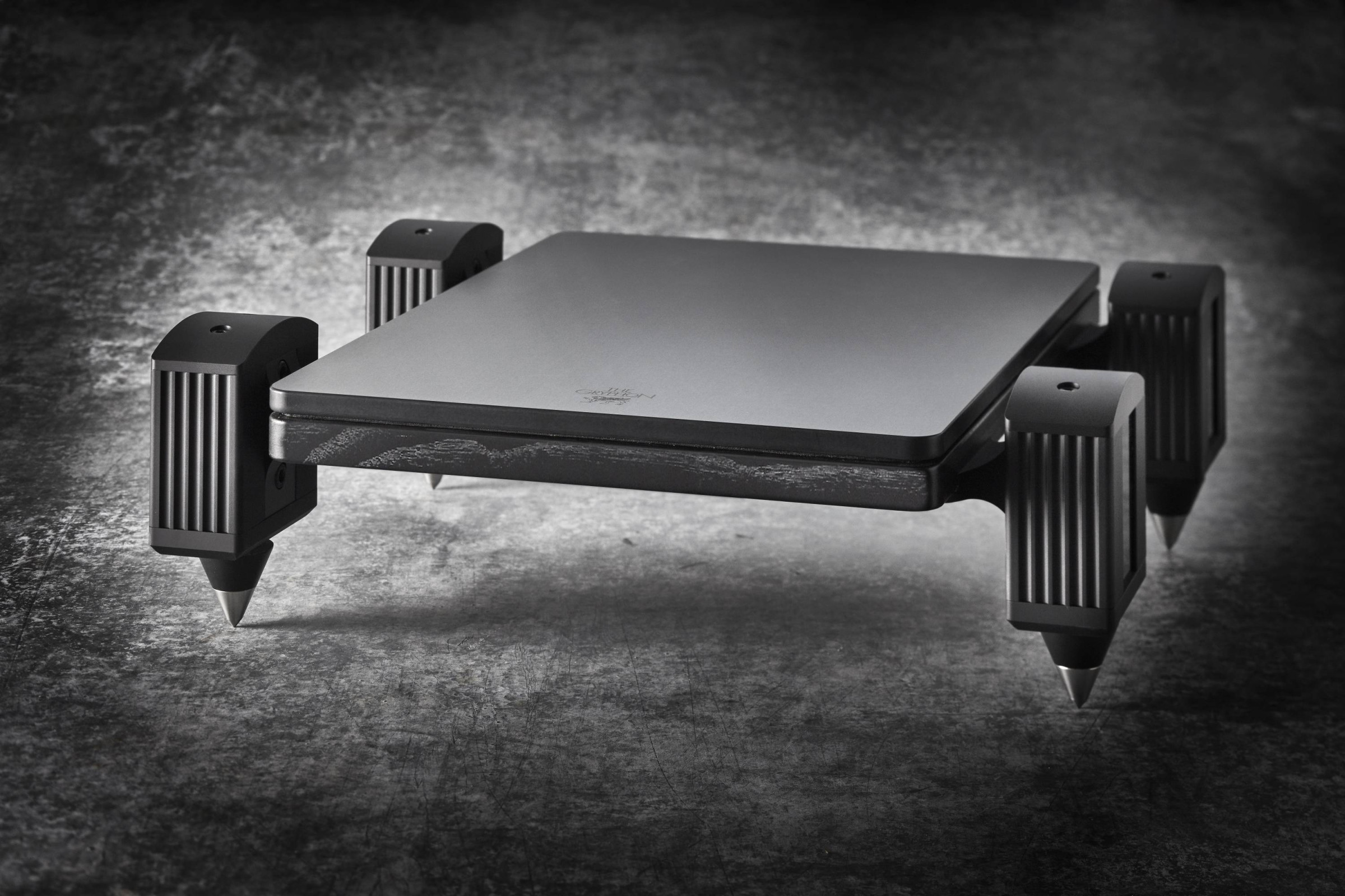 Auditorium Gryphon StandART EVO Amp Stand Black 290934 - 1 Auditorium Gryphon StandART EVO Amp Stand Black 290934 - 1
