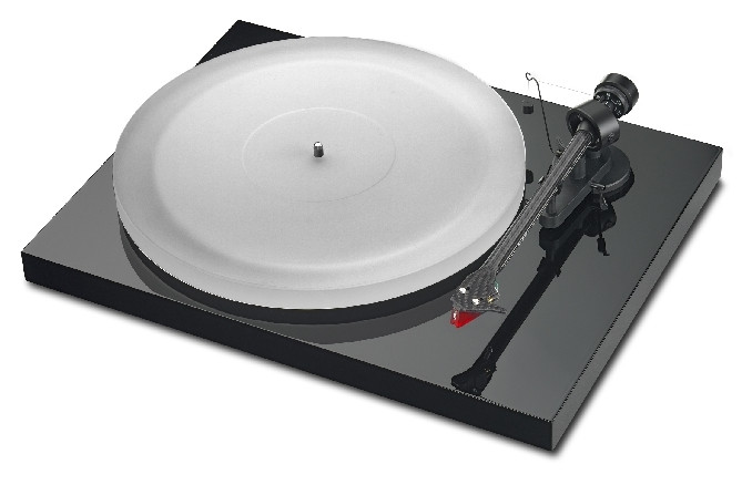 Auditorium Pro-Ject Debut Carbon DC Esprit  270326 - 1