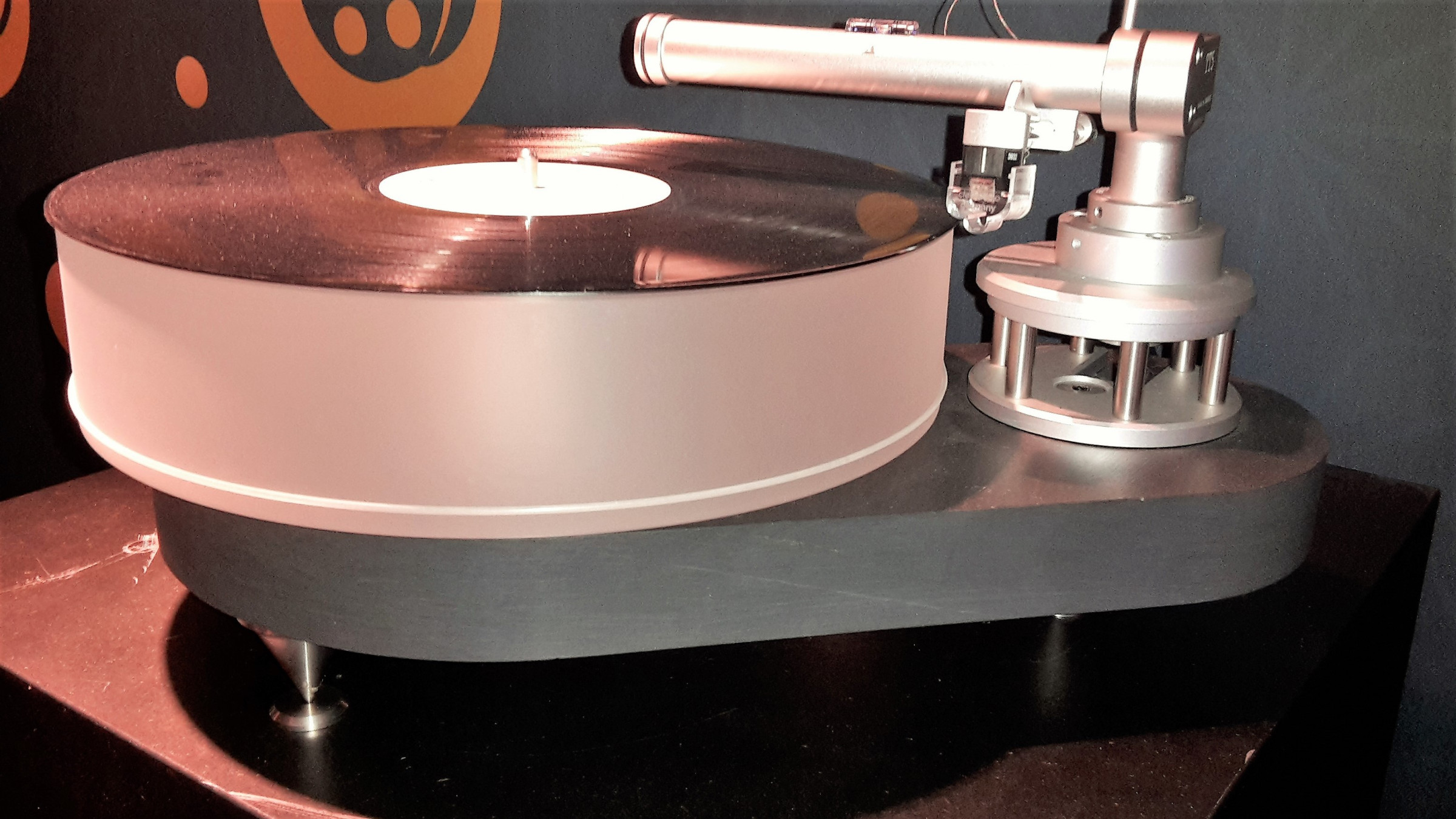 Auditorium Auditorium AUFTAKT Schieferbasis + Tonarm Satisfy+Virtuoso MM 276249 - 1