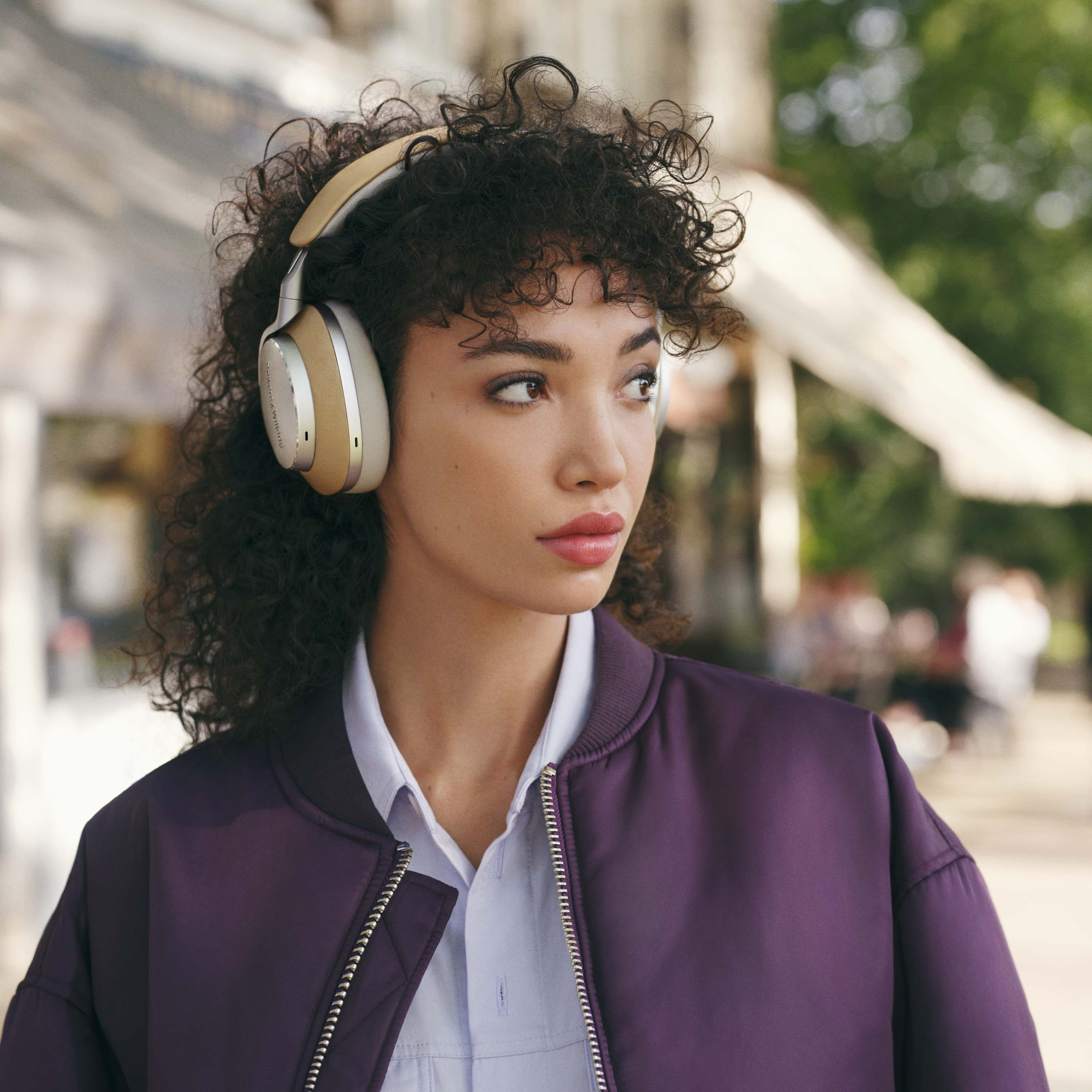Auditorium Bowers & Wilkins PX8 Over-Ear Kopfhörer 295401 - 13