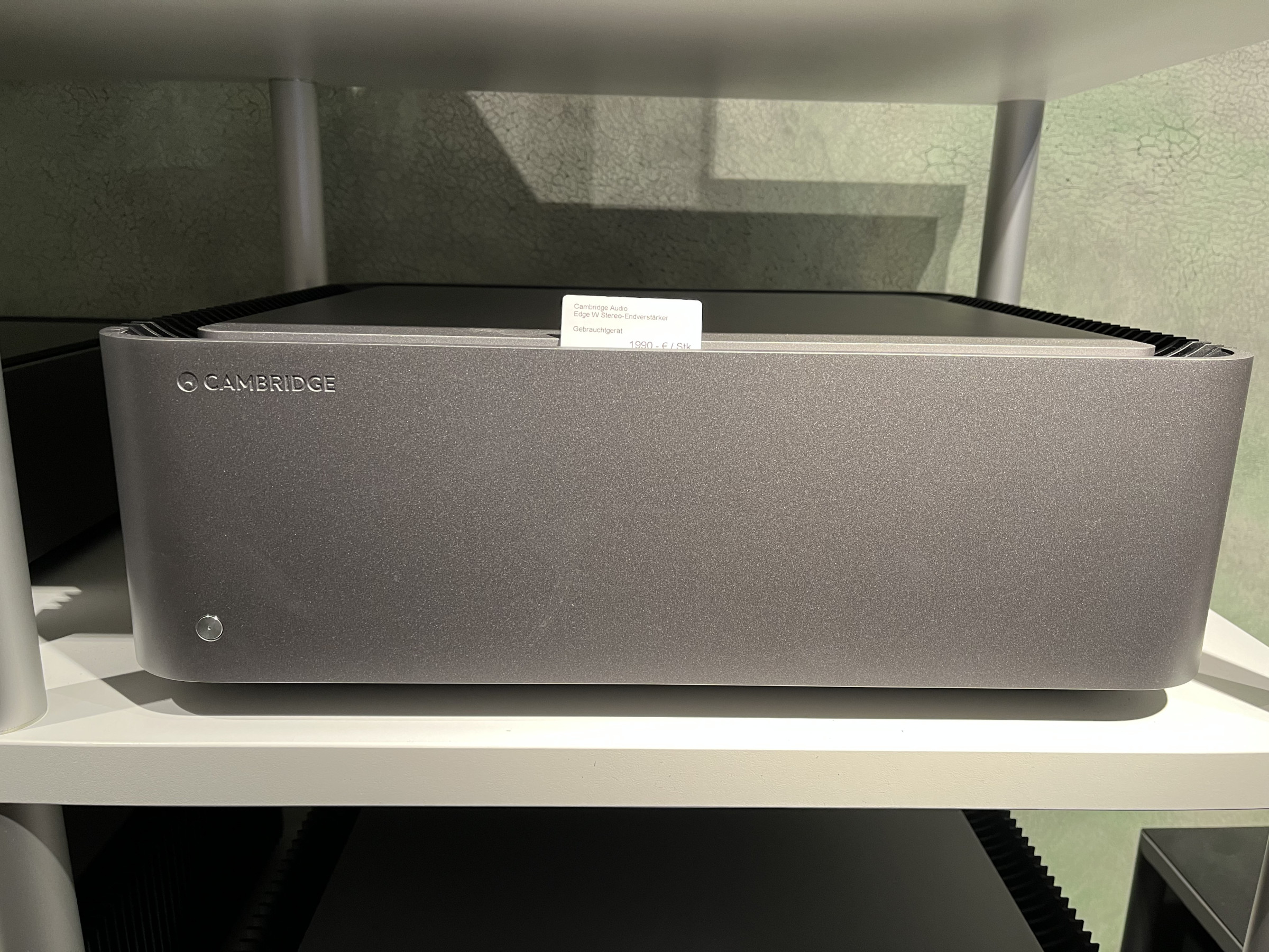 Auditorium Cambridge Audio Edge W Stereo-Endverstärker  215847 - 1